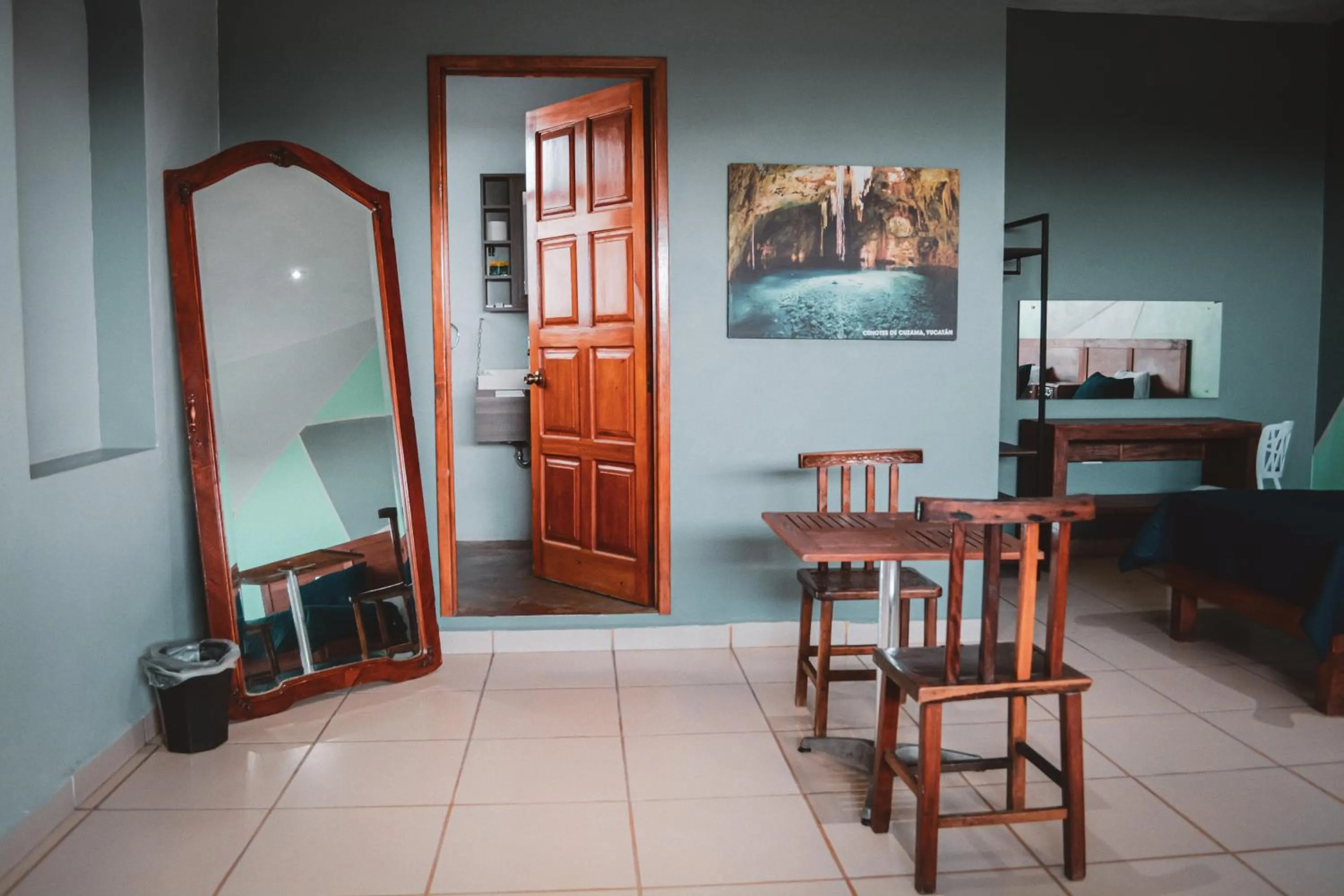 Photo of the whole room in La Conspiración Hotel