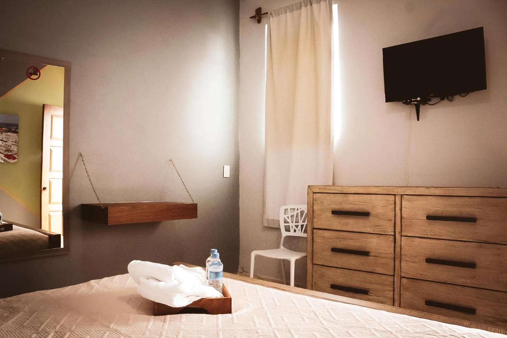 TV and multimedia, Bed in La Conspiración Hotel
