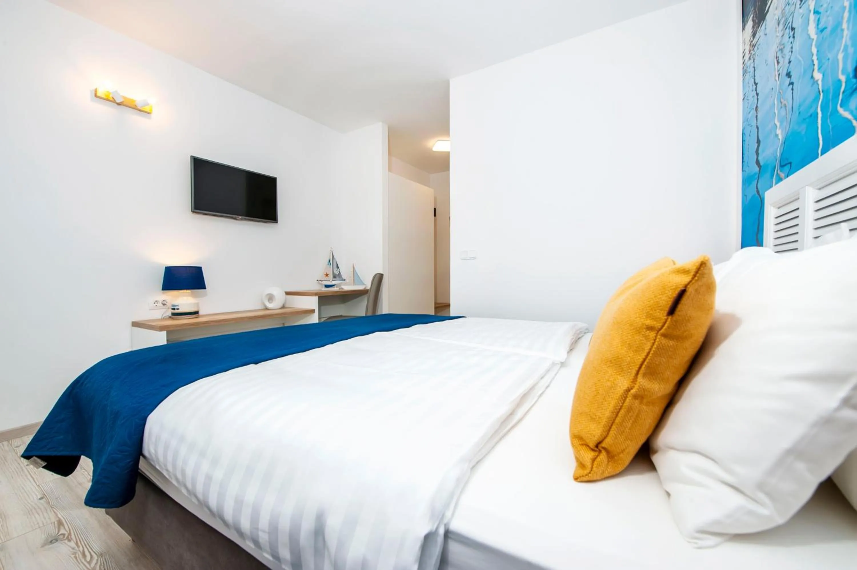 TV and multimedia, Bed in Villa Marea