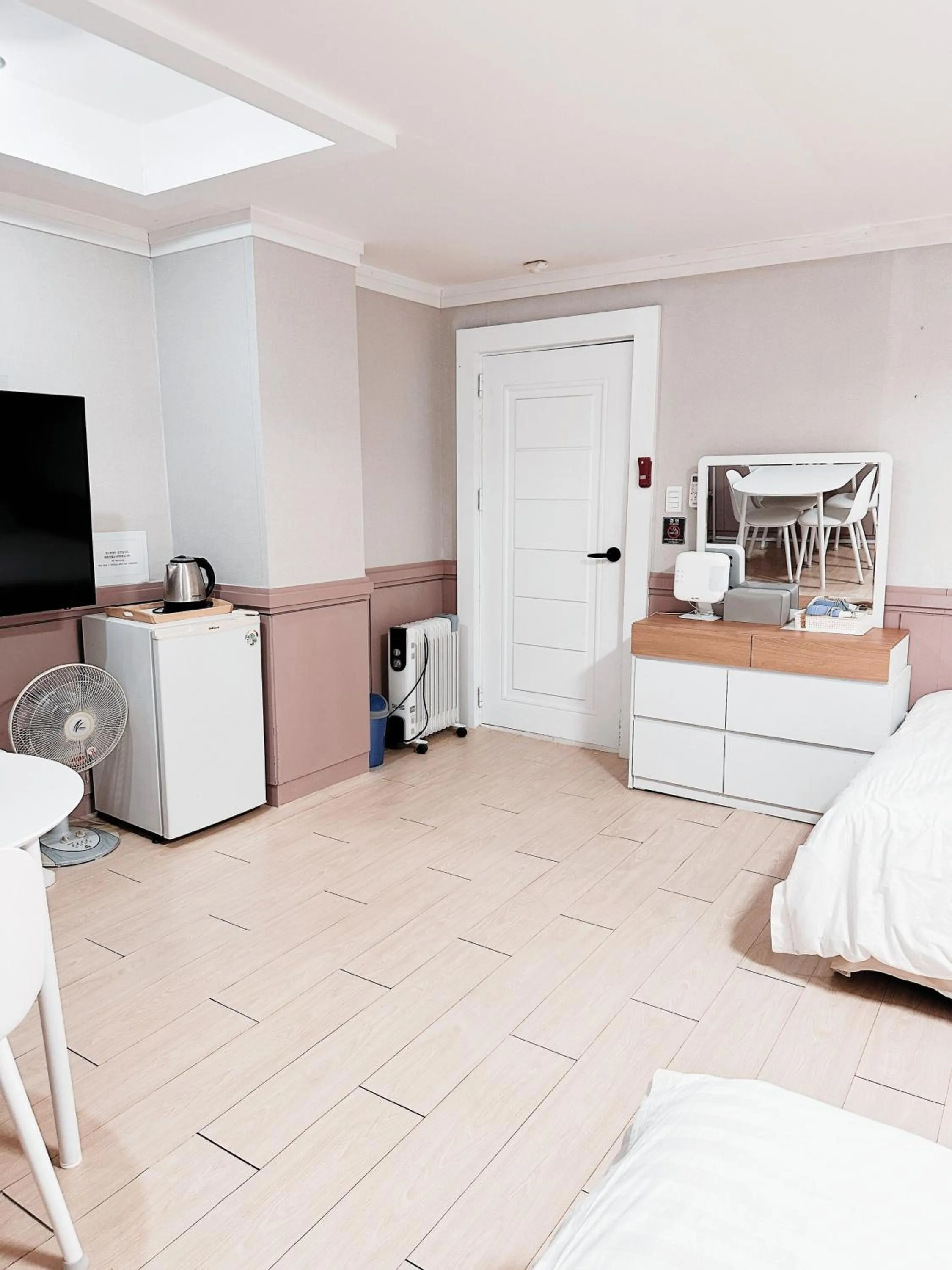 Bed in Daegu Dongseongro Gyeong`s Hostel