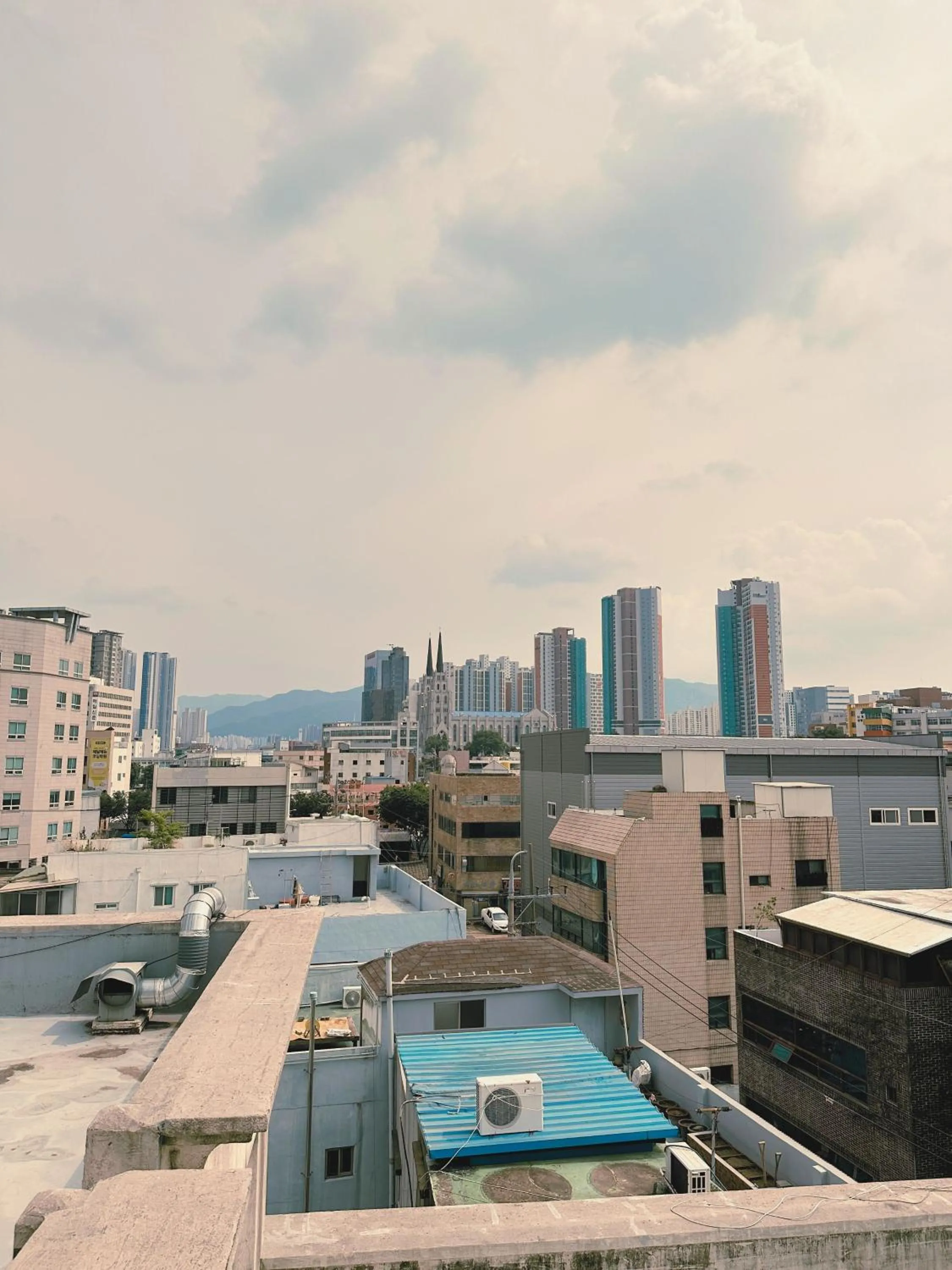 Daegu Dongseongro Gyeong`s Hostel