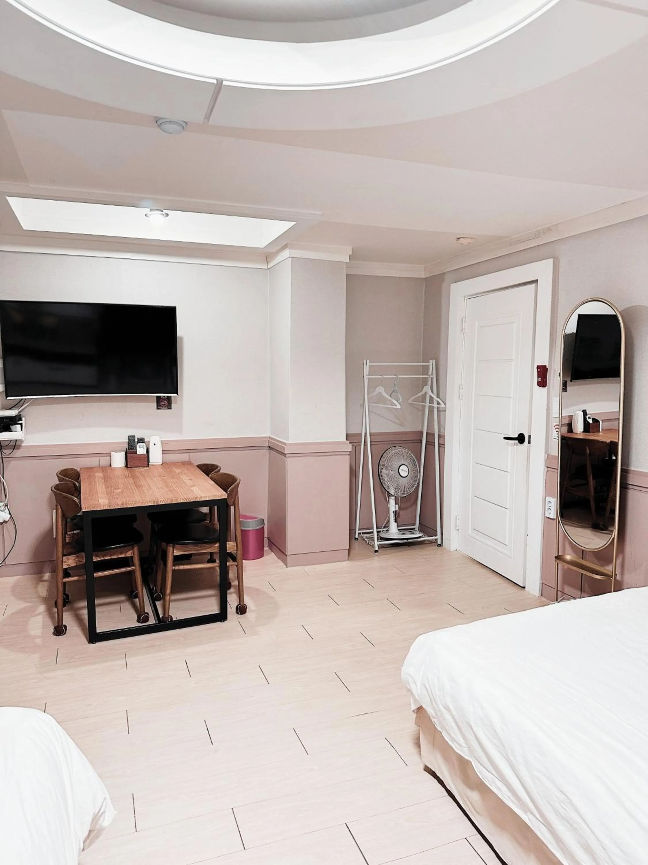 Bed in Daegu Dongseongro Gyeong`s Hostel