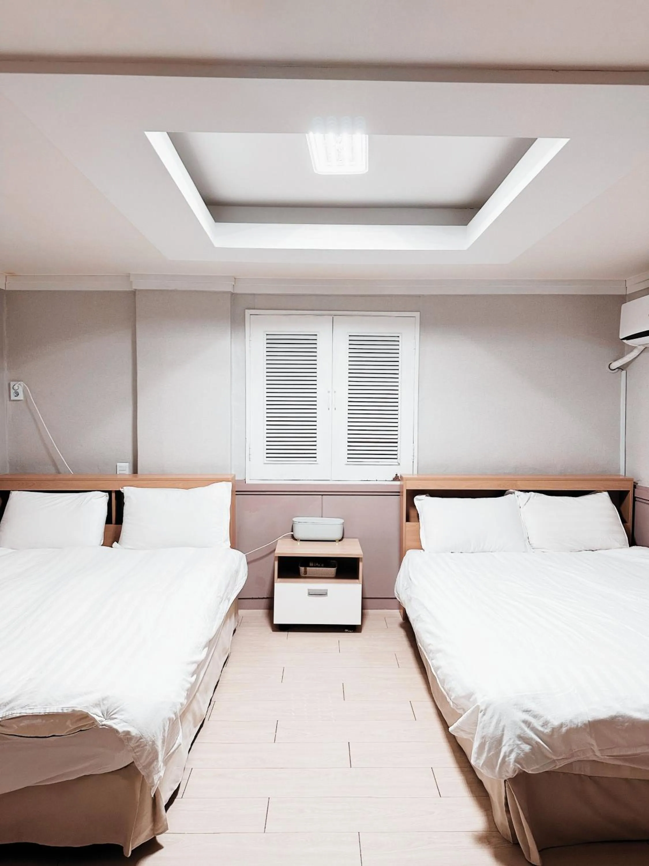 Bed in Daegu Dongseongro Gyeong`s Hostel