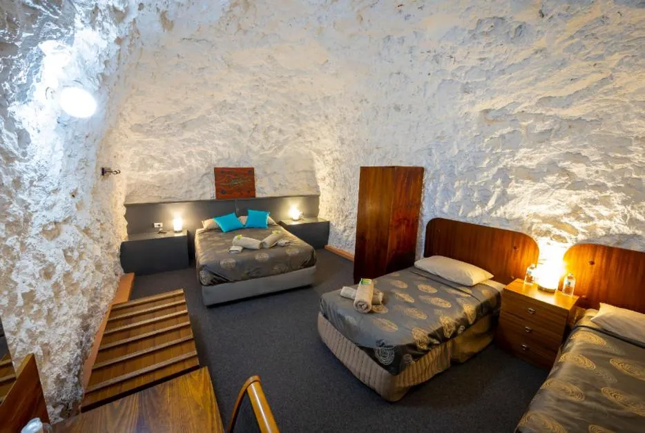 Bed in White Cliffs Underground Motel