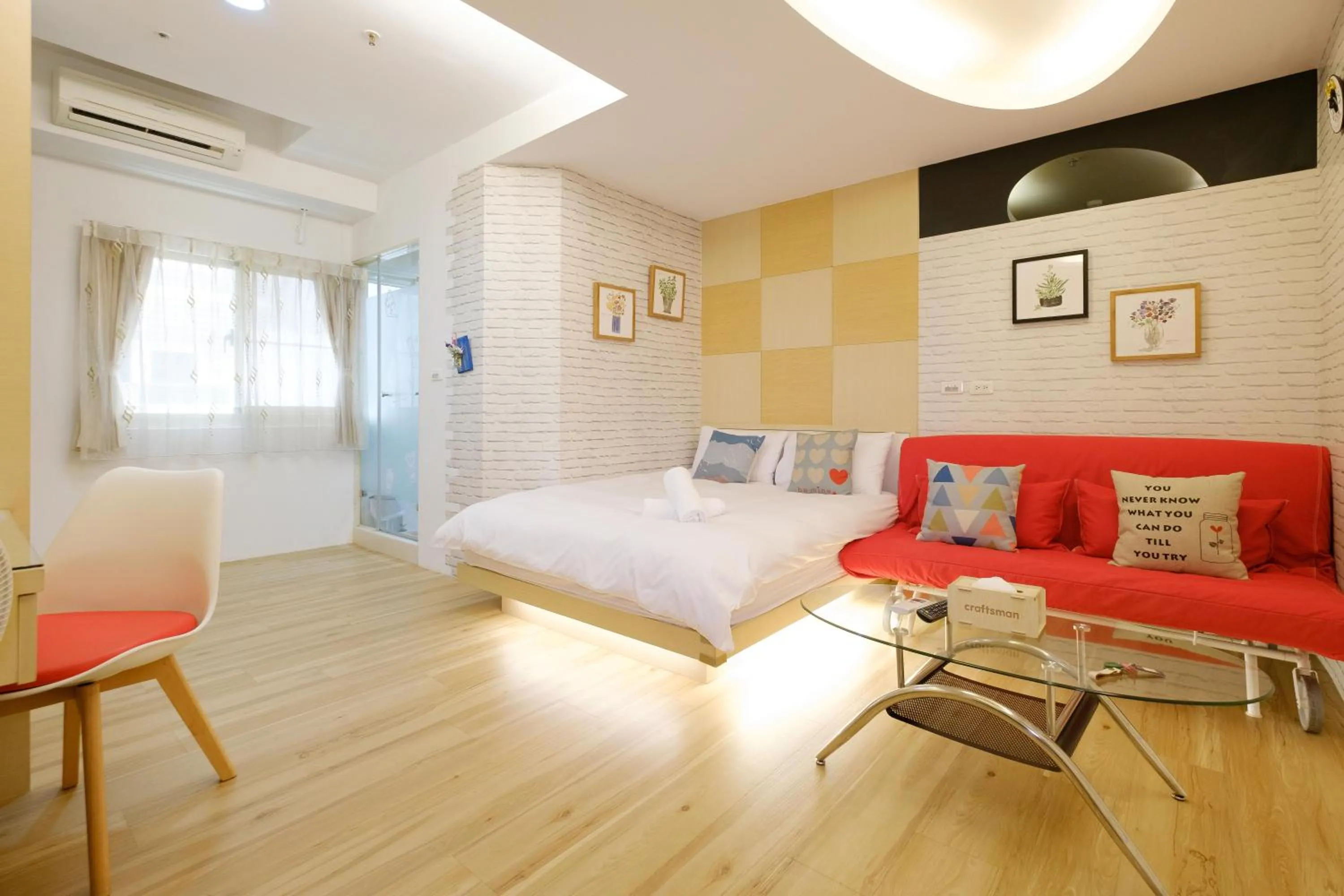 Bed in Color Fun inn