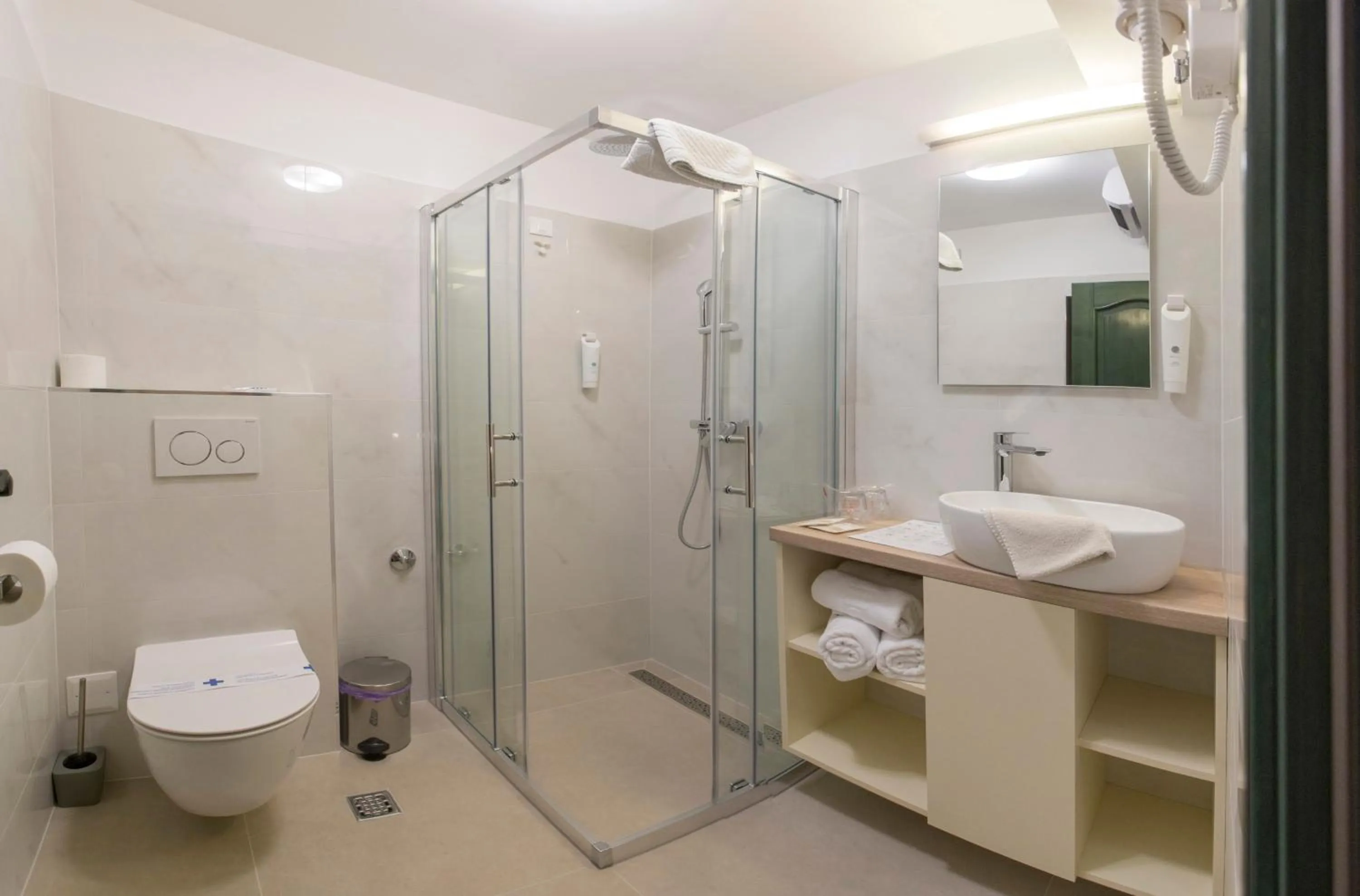 Shower in Hotel Villa Diana