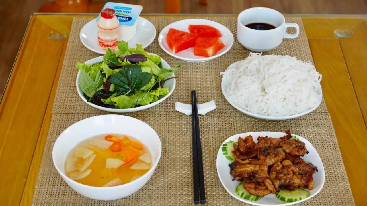 Food and drinks in Blue Hanoi Hotel