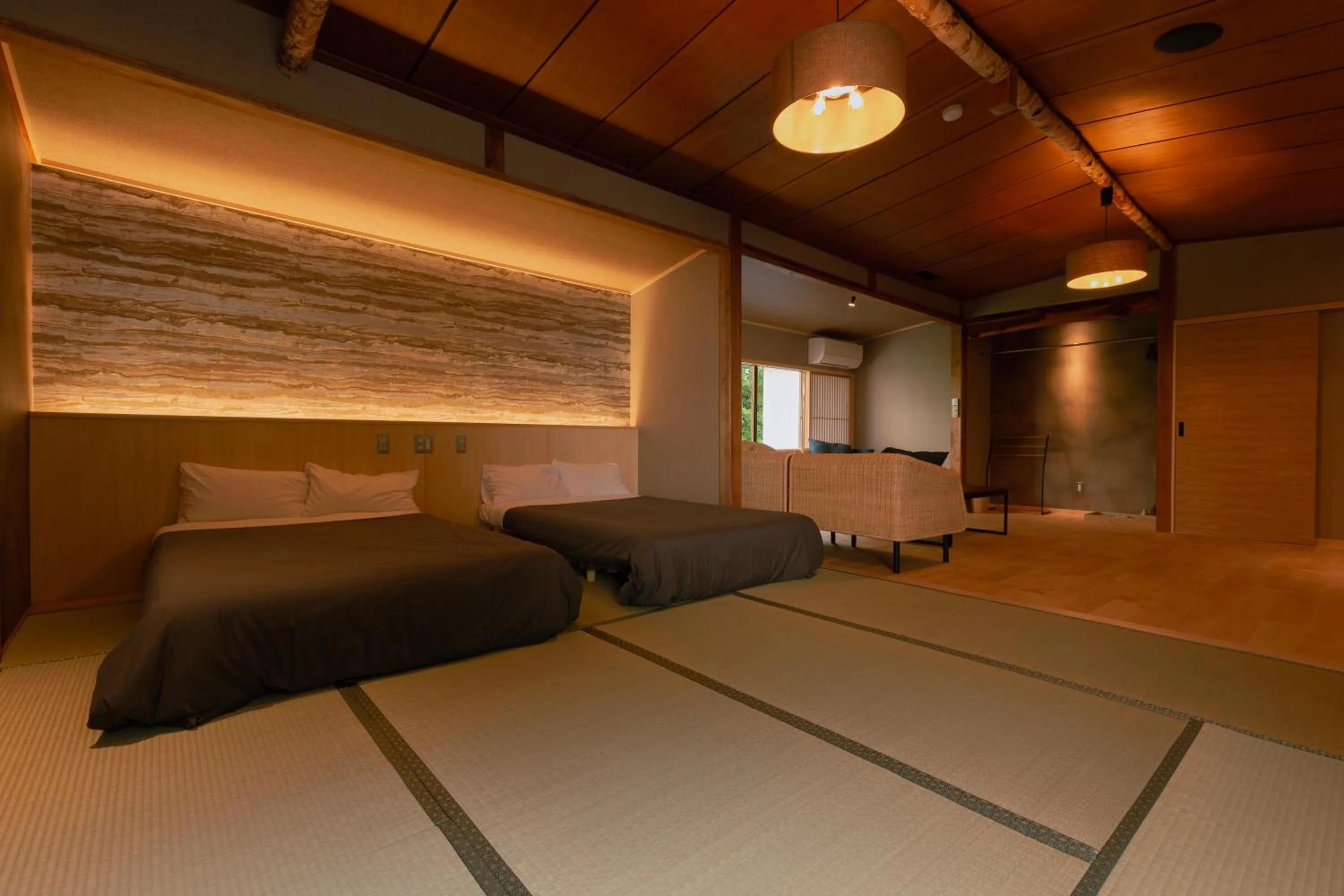 Photo of the whole room, Bed in Nukumorino-yado Komanoyu