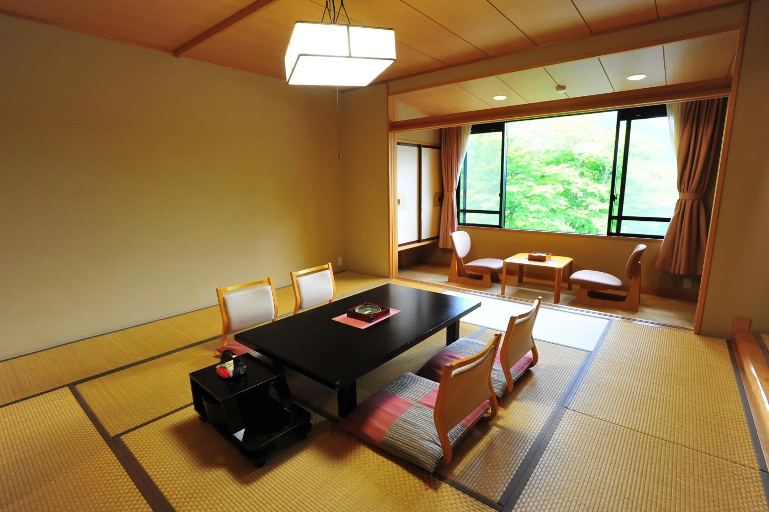 Photo of the whole room in Nukumorino-yado Komanoyu