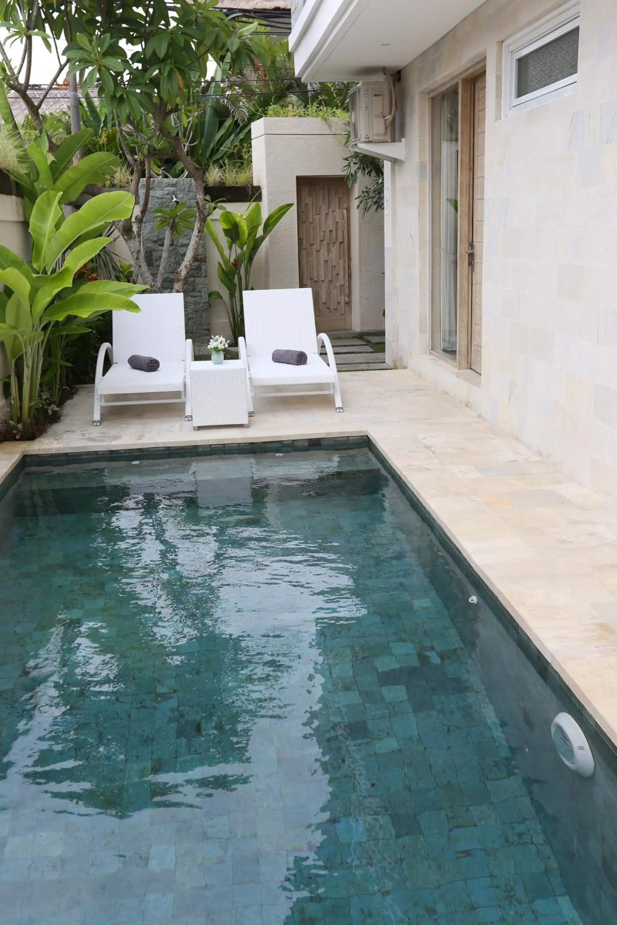 Swimming pool in Green Studio Apartment Sanur