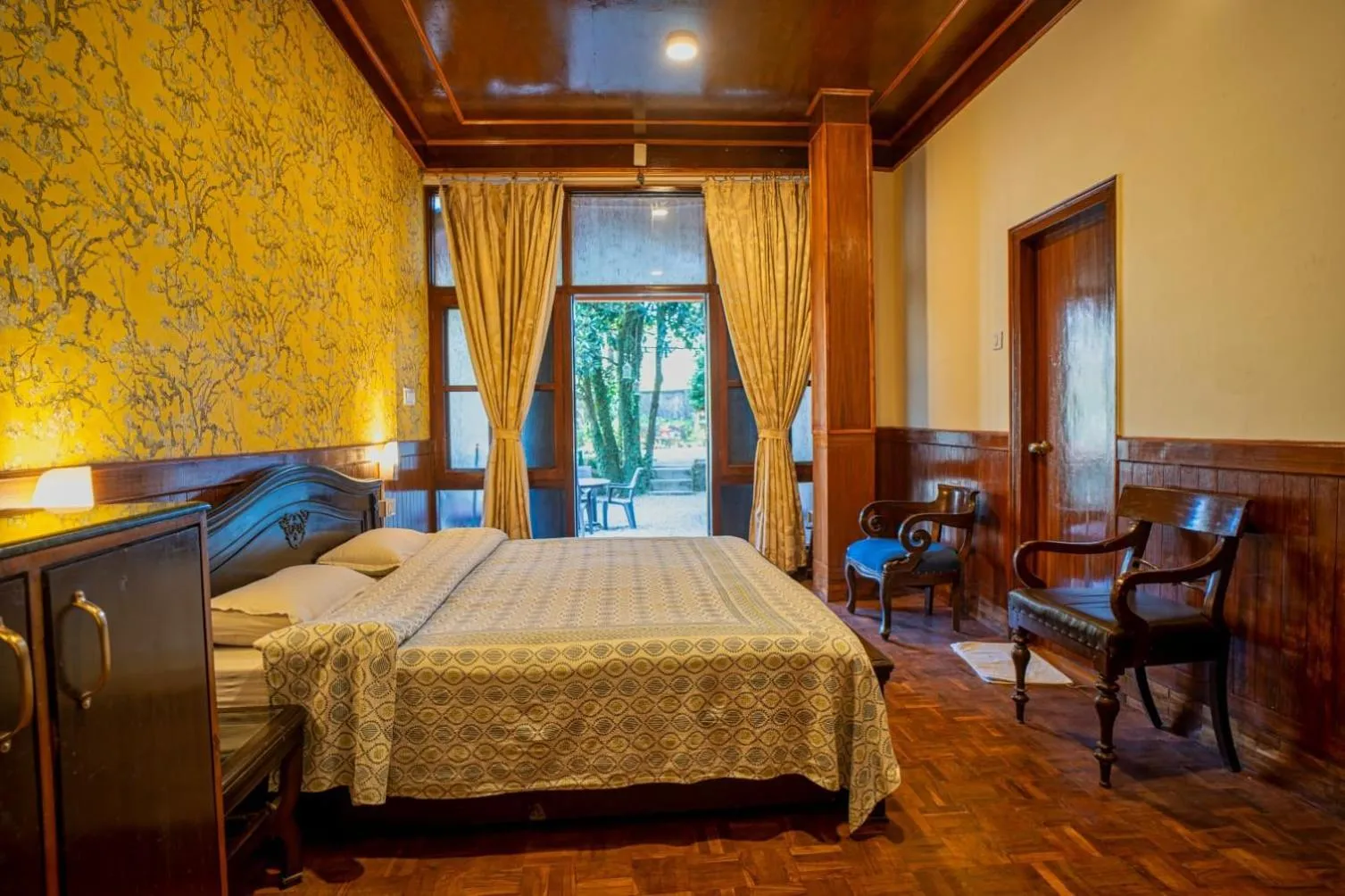 Bedroom, Bed in The Hive Cottage By Royal Collection Hotels