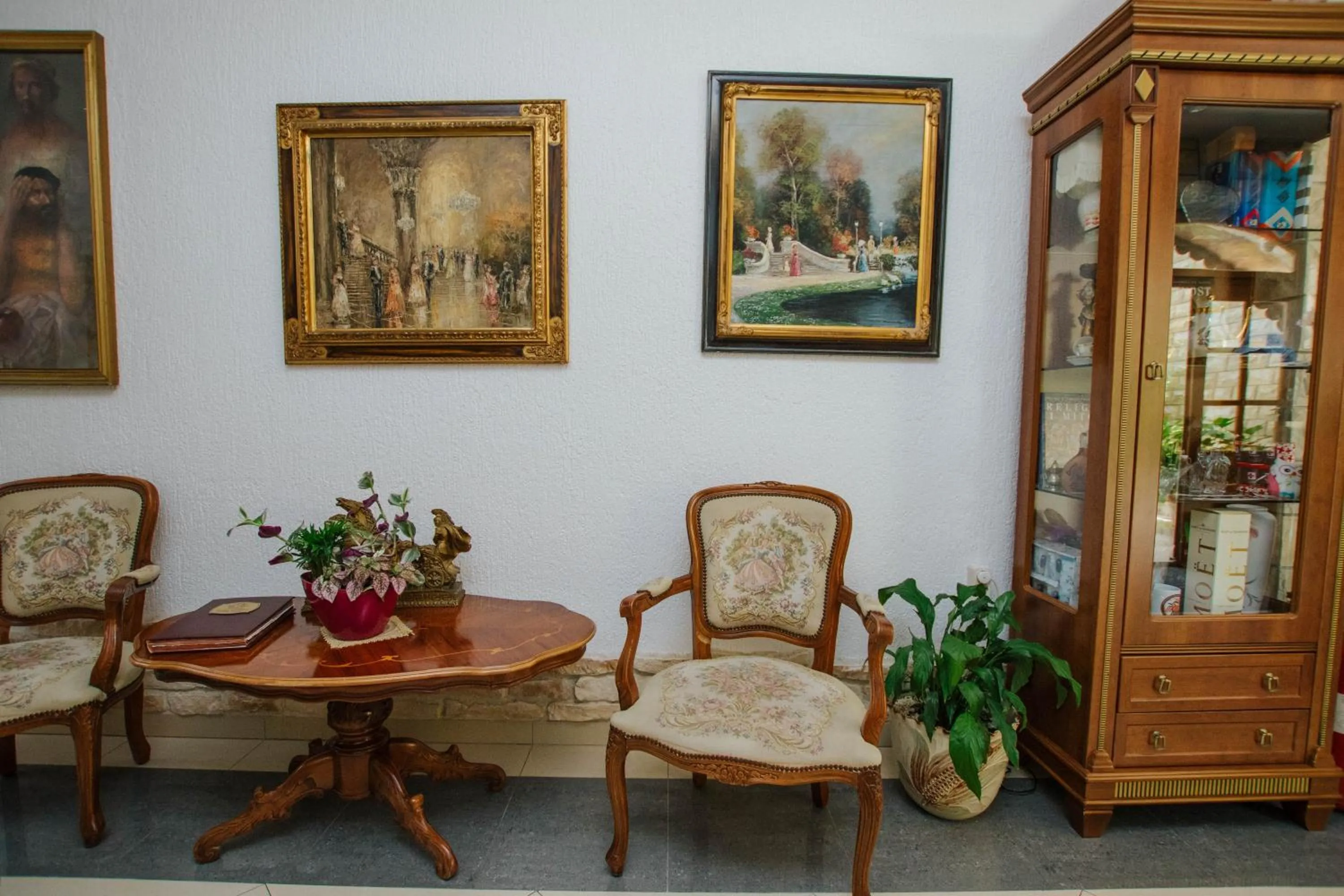 Lobby or reception in Hotel Vila Tina