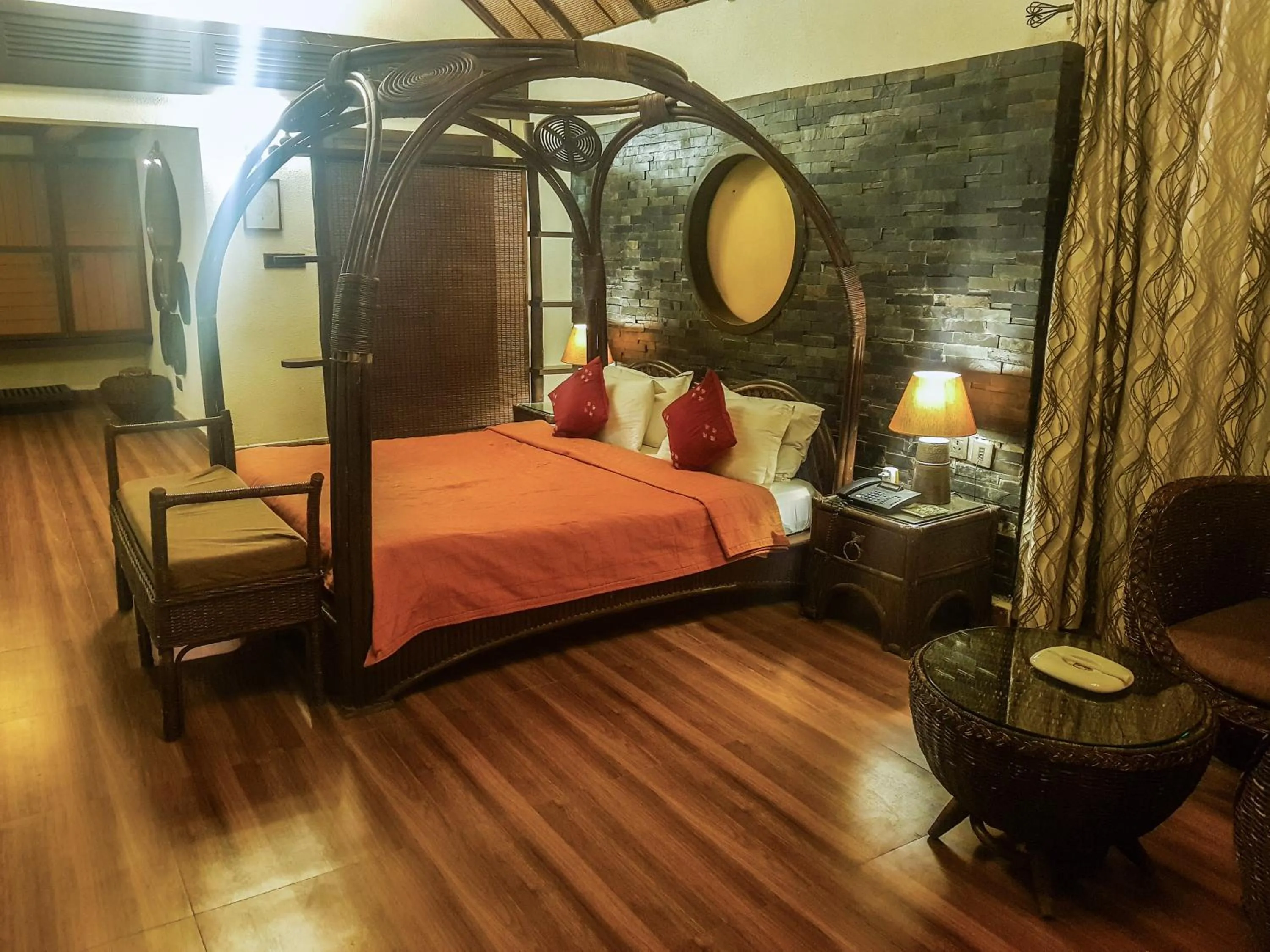 Photo of the whole room, Bed in Syna Tiger Resort Bandhavgarh