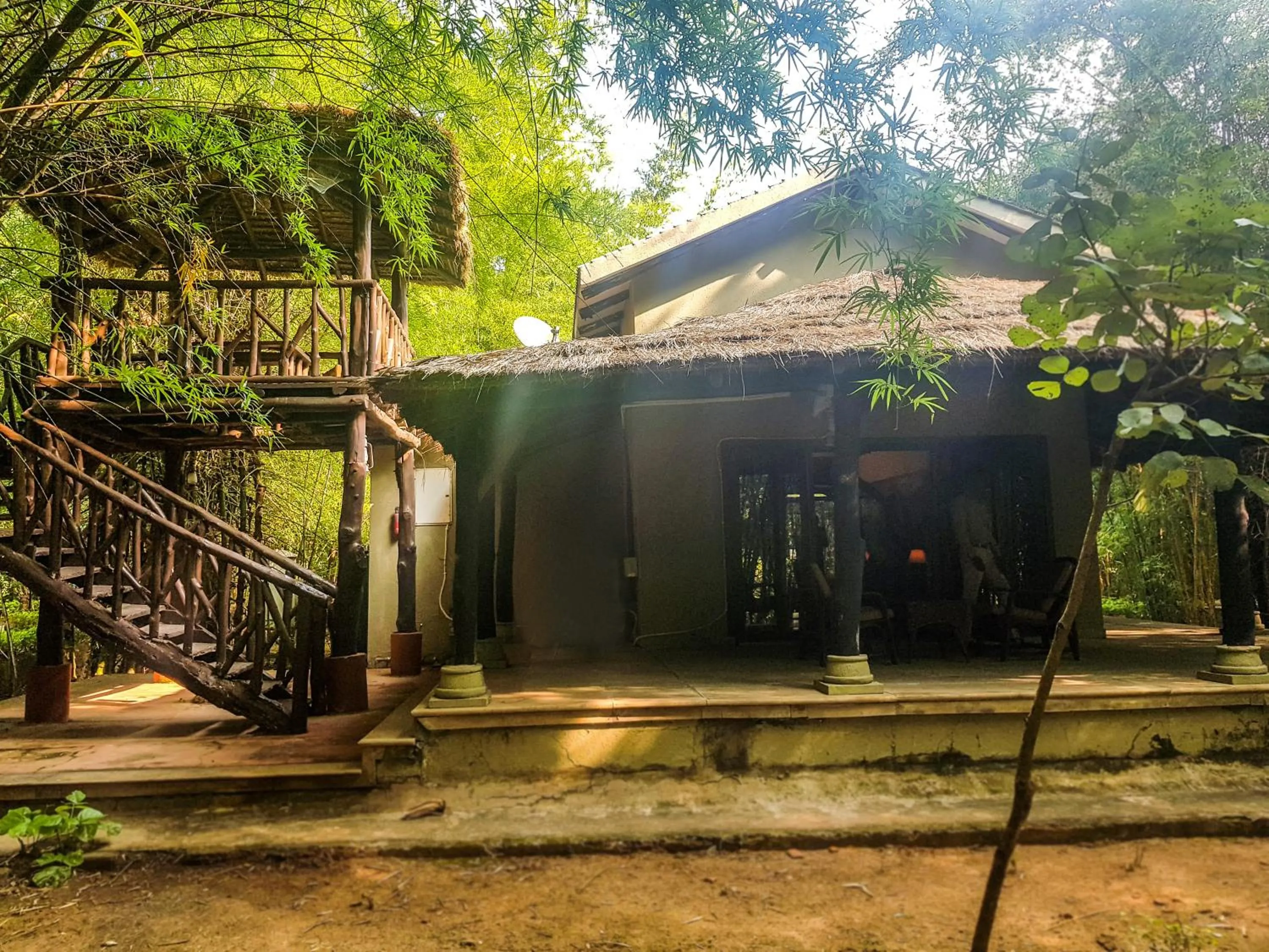 Facade/entrance in Syna Tiger Resort Bandhavgarh