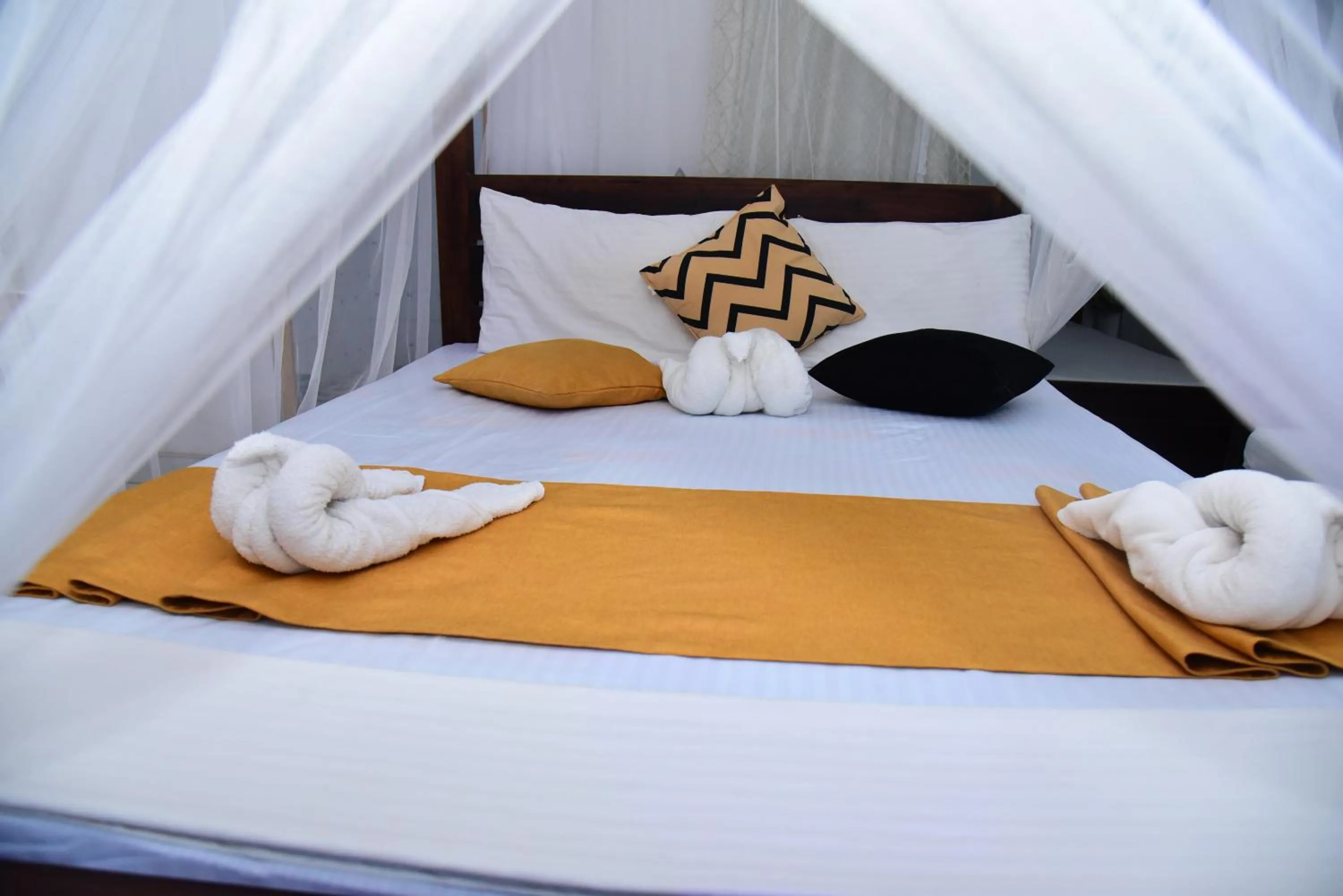 Bedroom, Bed in Dinuda Lagoon Hotel