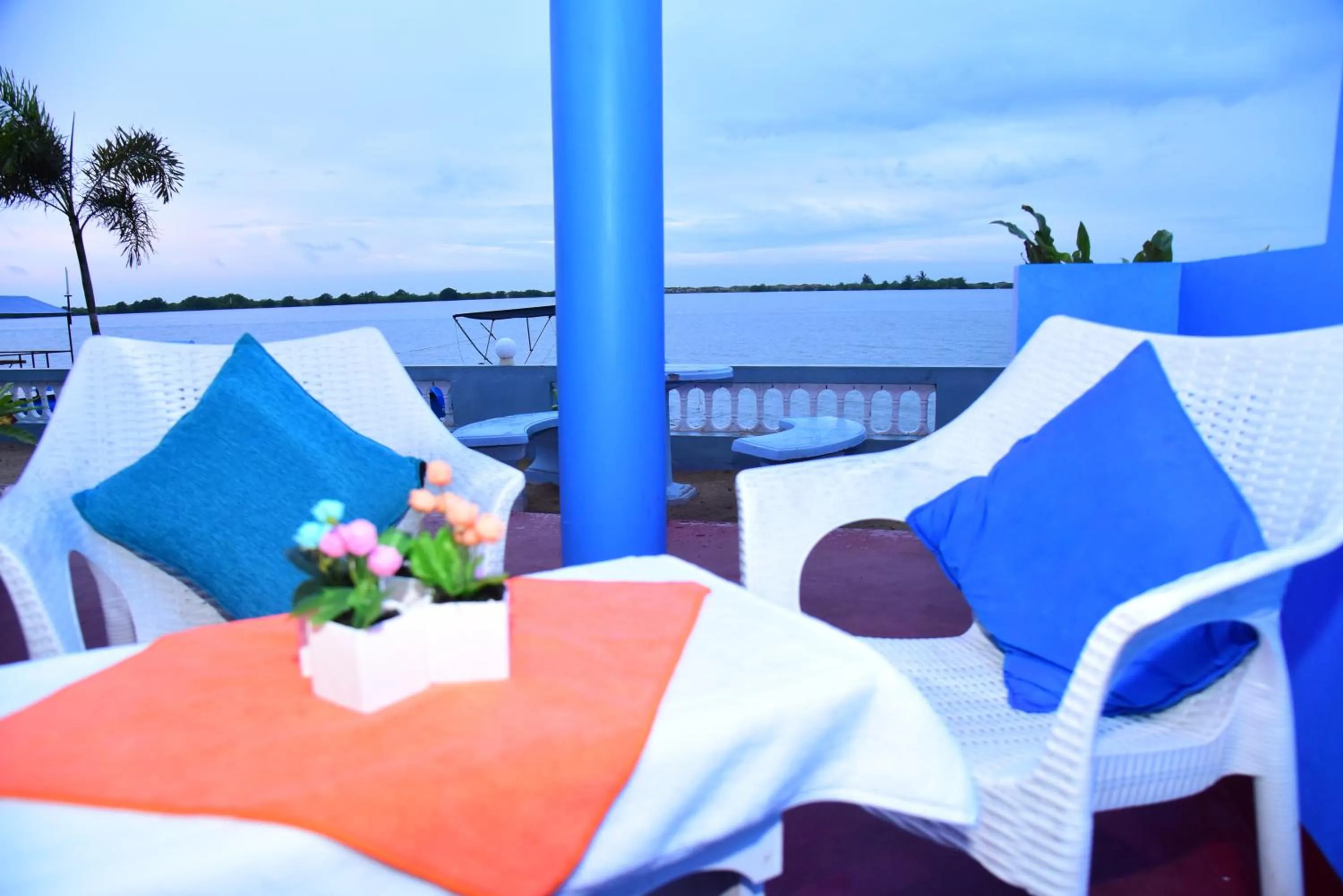 Seating area in Dinuda Lagoon Hotel