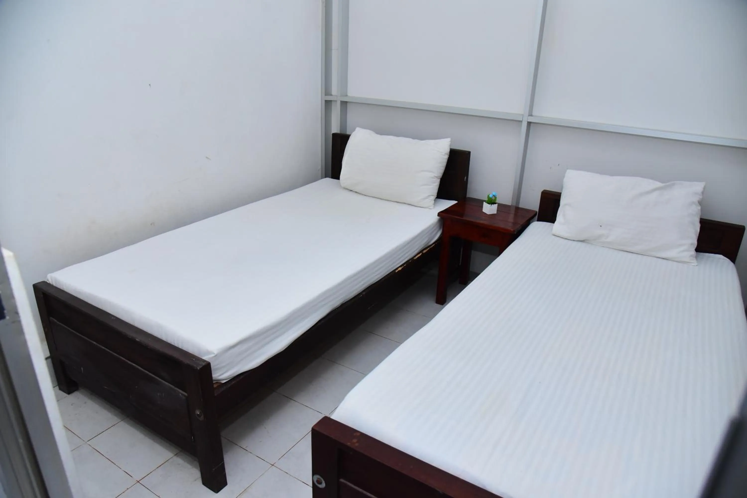 Bedroom, Bed in Dinuda Lagoon Hotel