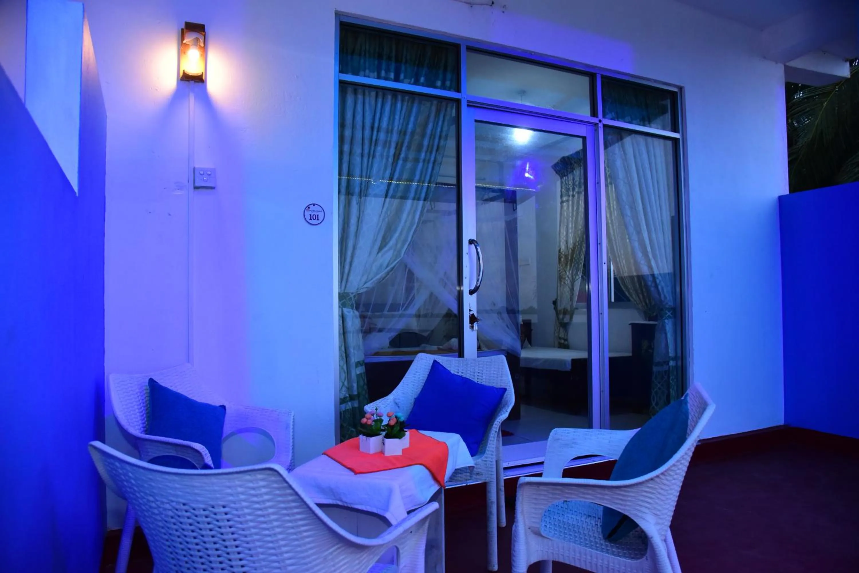 Facade/entrance in Dinuda Lagoon Hotel