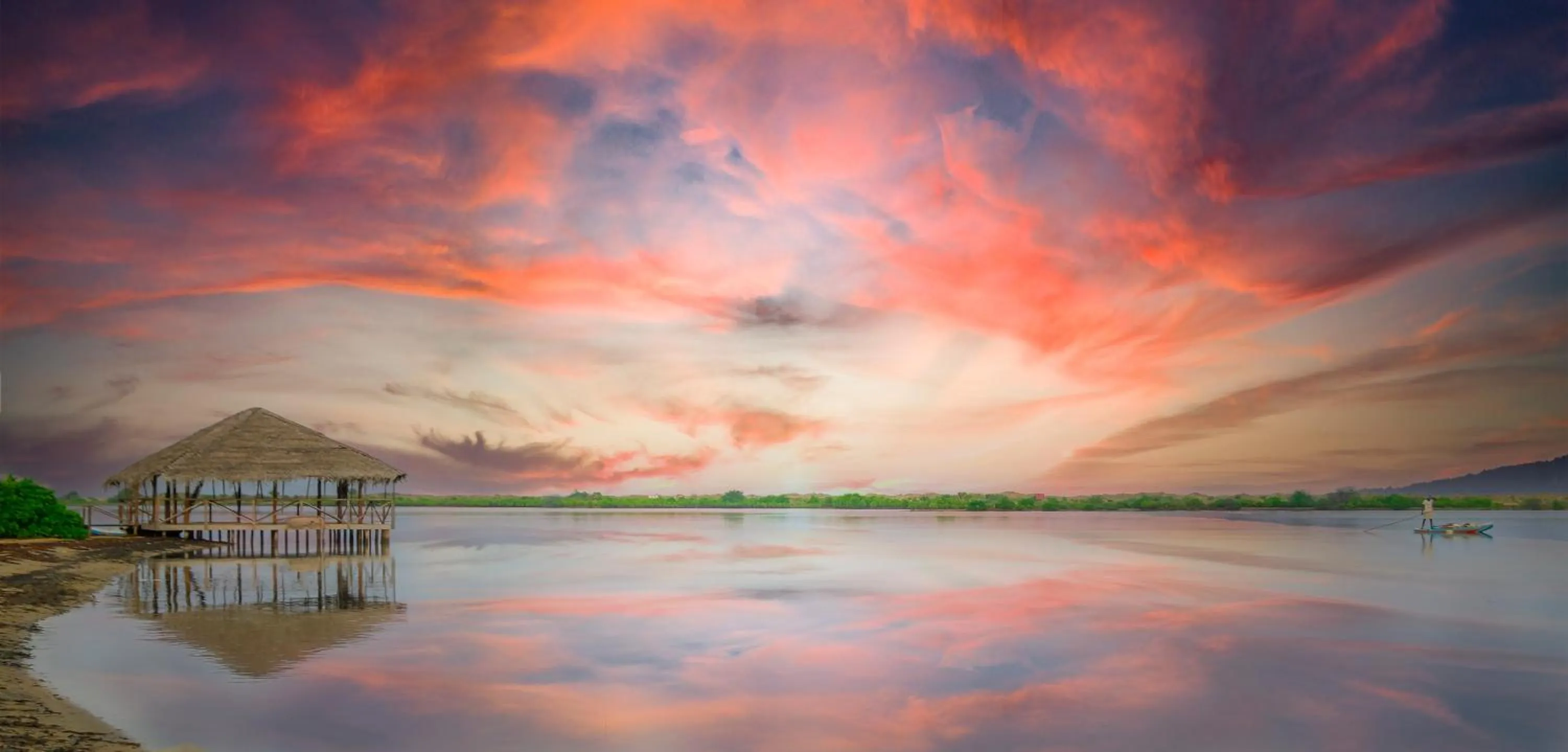 Sunrise in Dinuda Lagoon Hotel