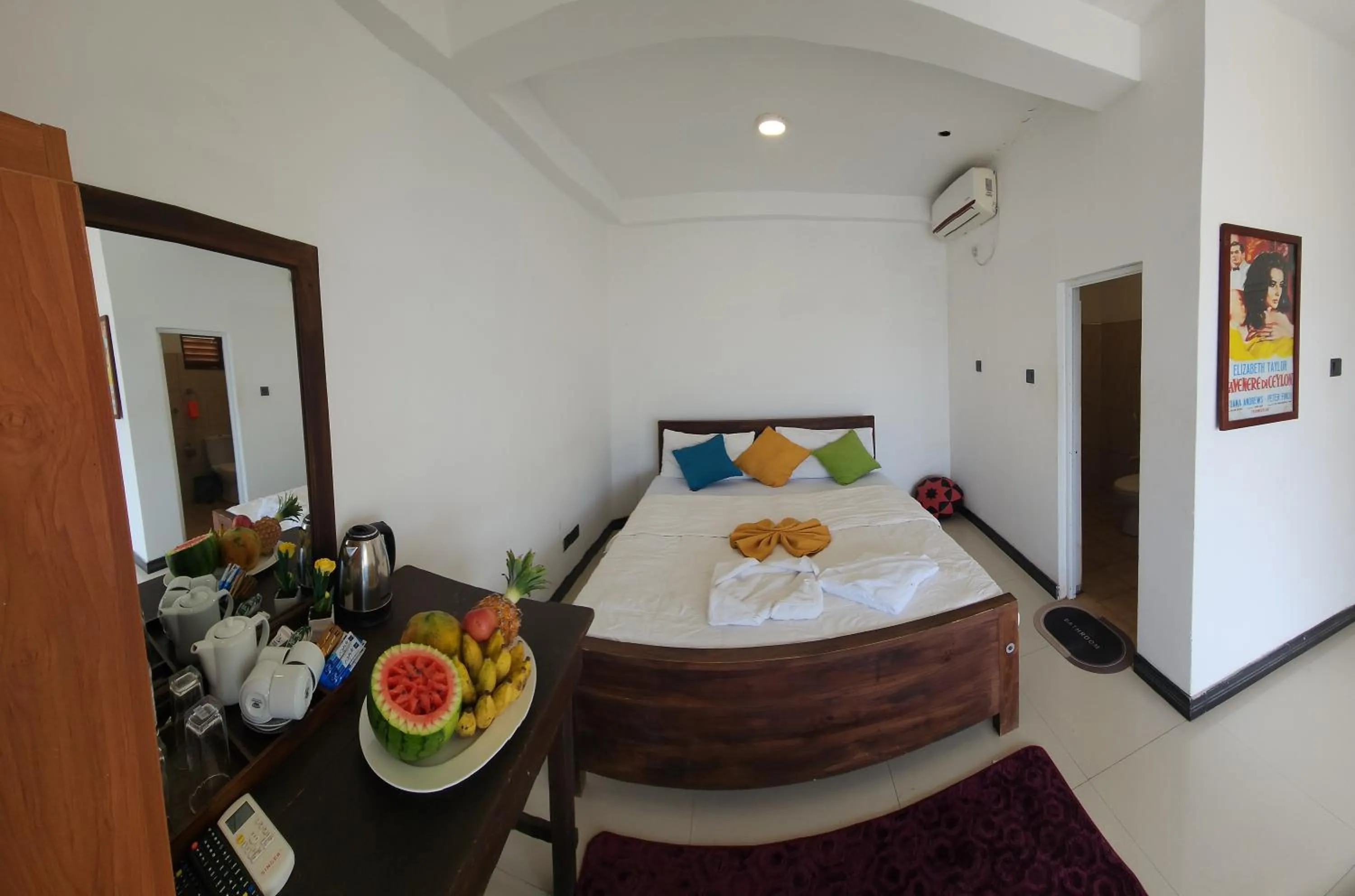 Bedroom, Bed in Dinuda Lagoon Hotel