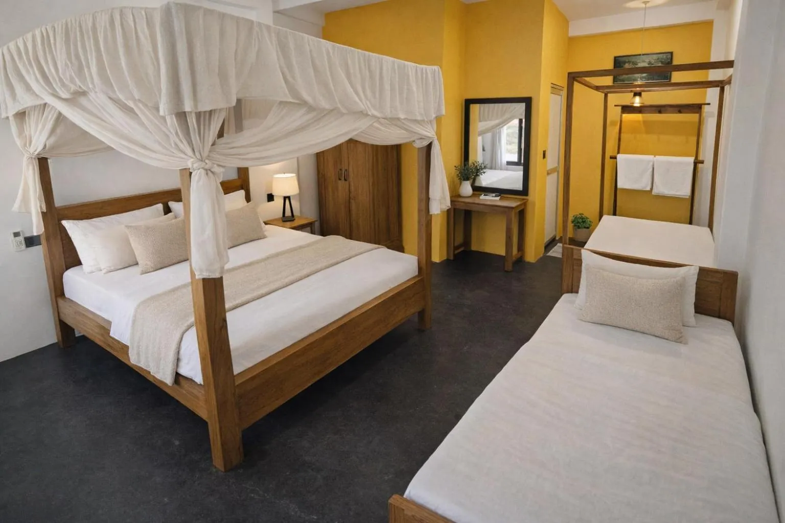 Photo of the whole room, Bed in Dinuda Lagoon Hotel
