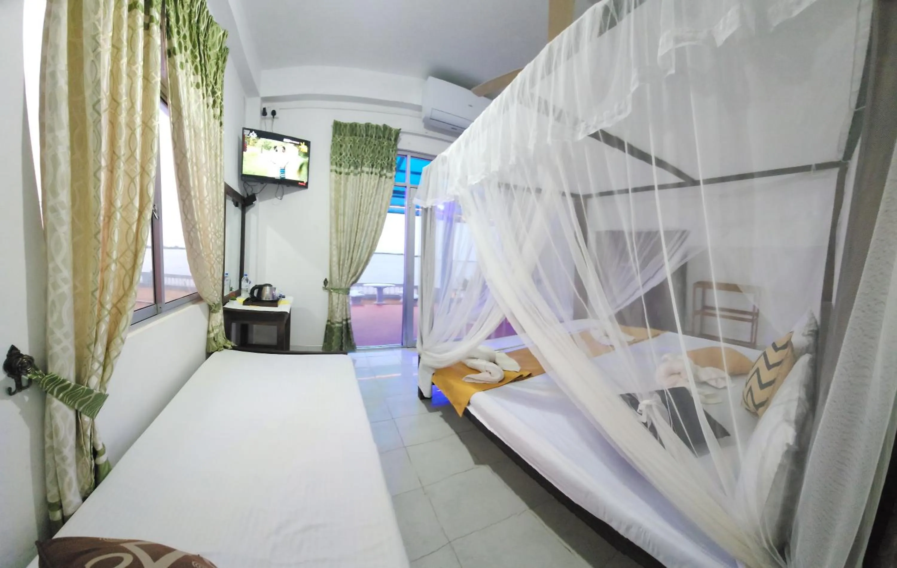 Bedroom, Bed in Dinuda Lagoon Hotel