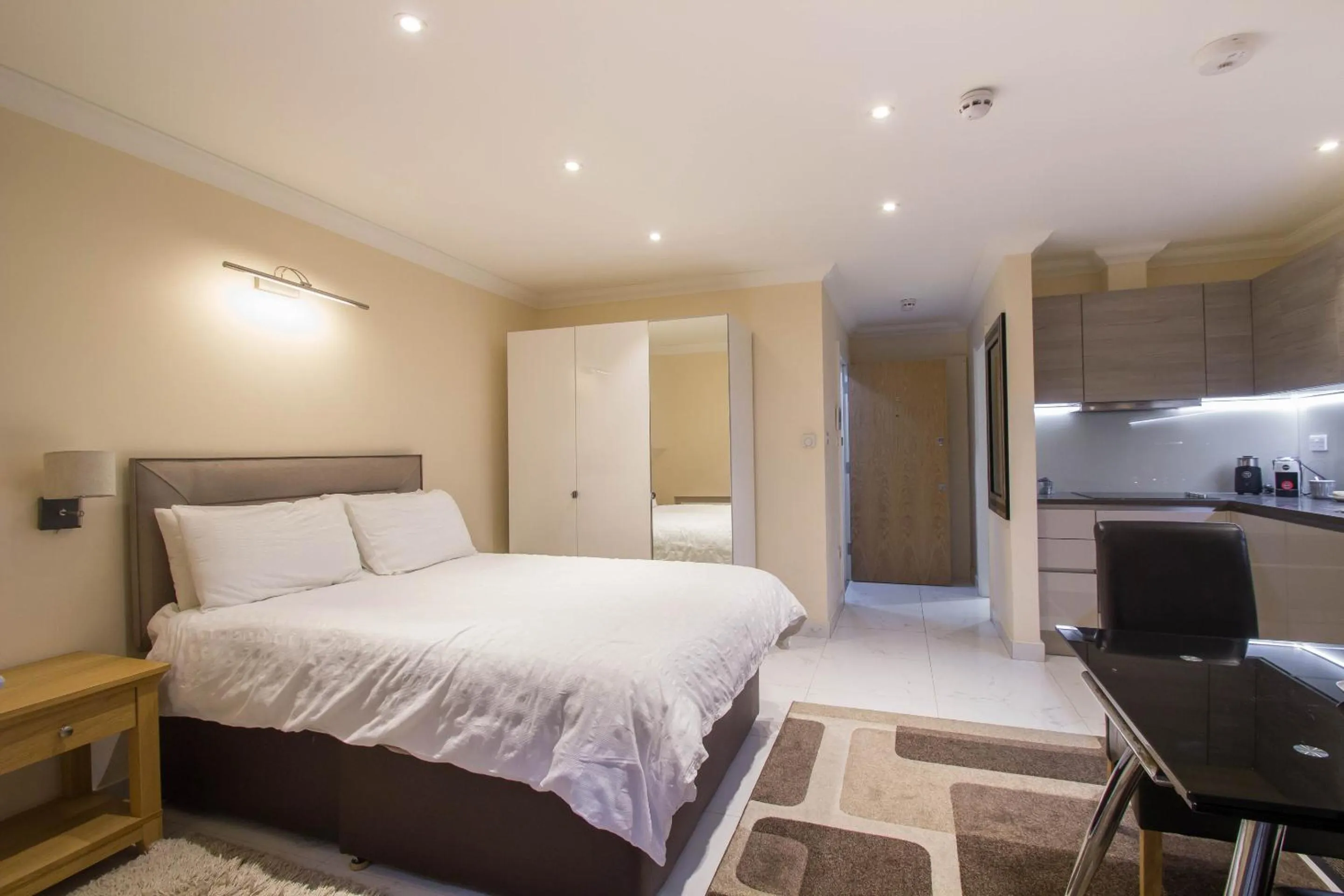 Bedroom, Bed in Marylebone Village Apartments
