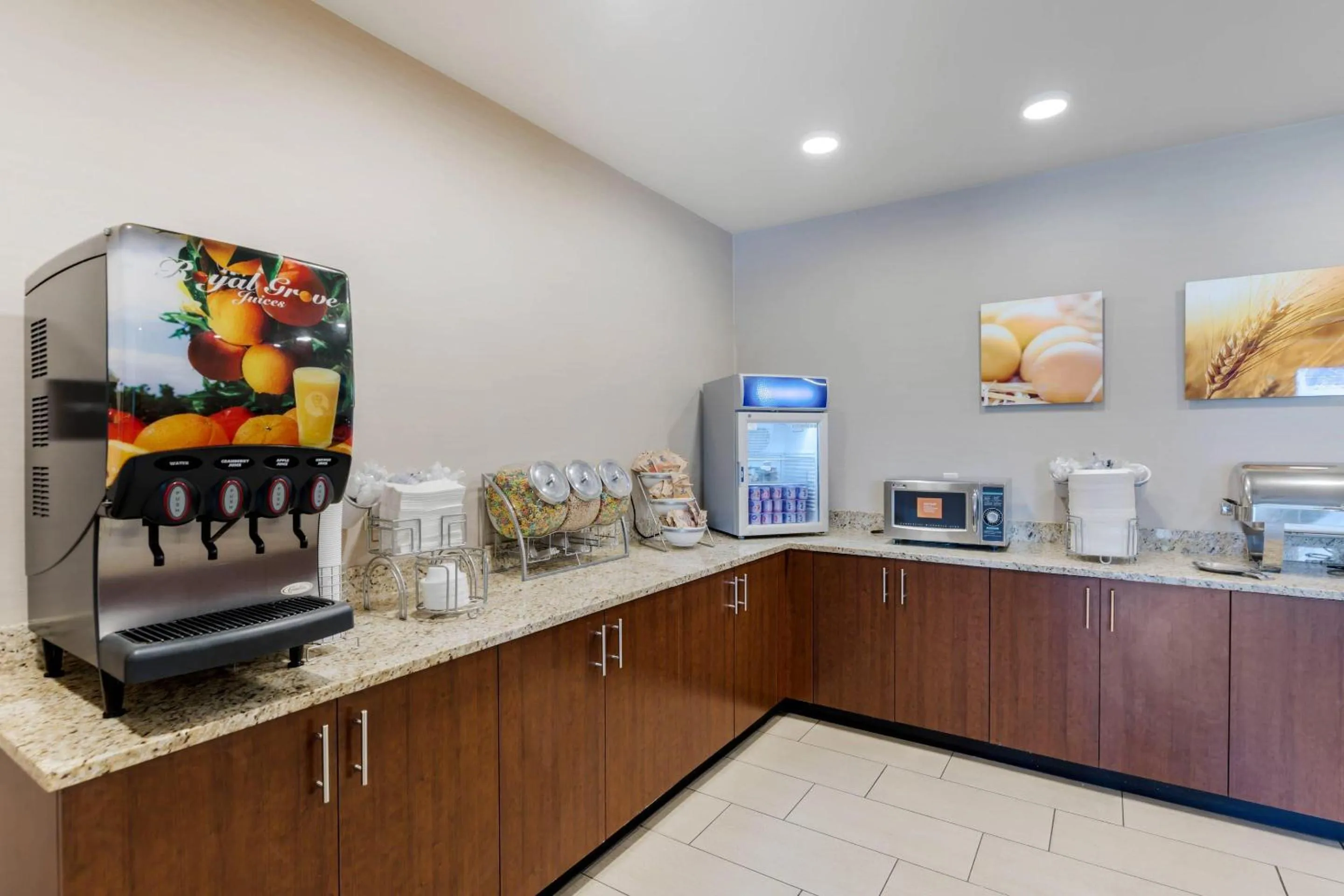 Breakfast in Comfort Suites Loveland