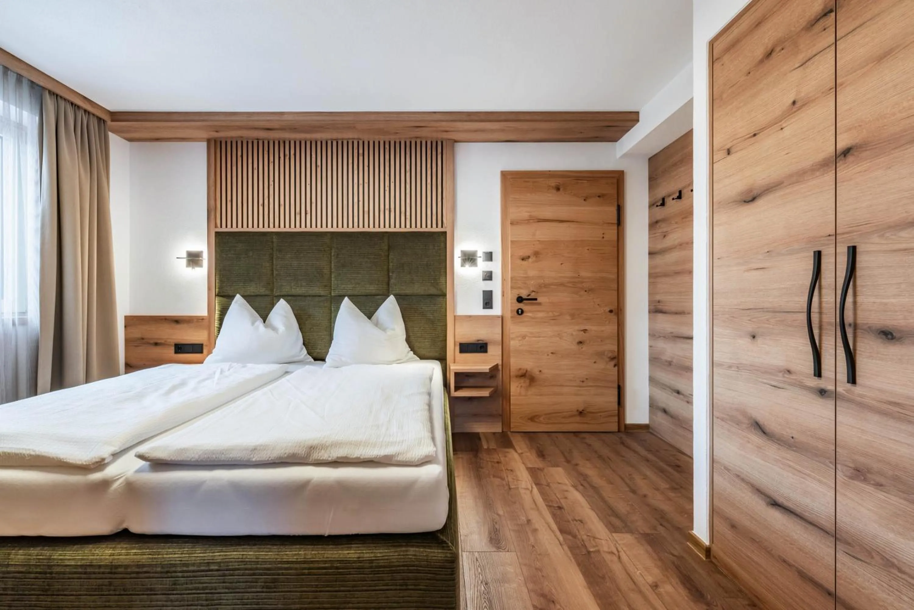 Bed in Montana Apartments