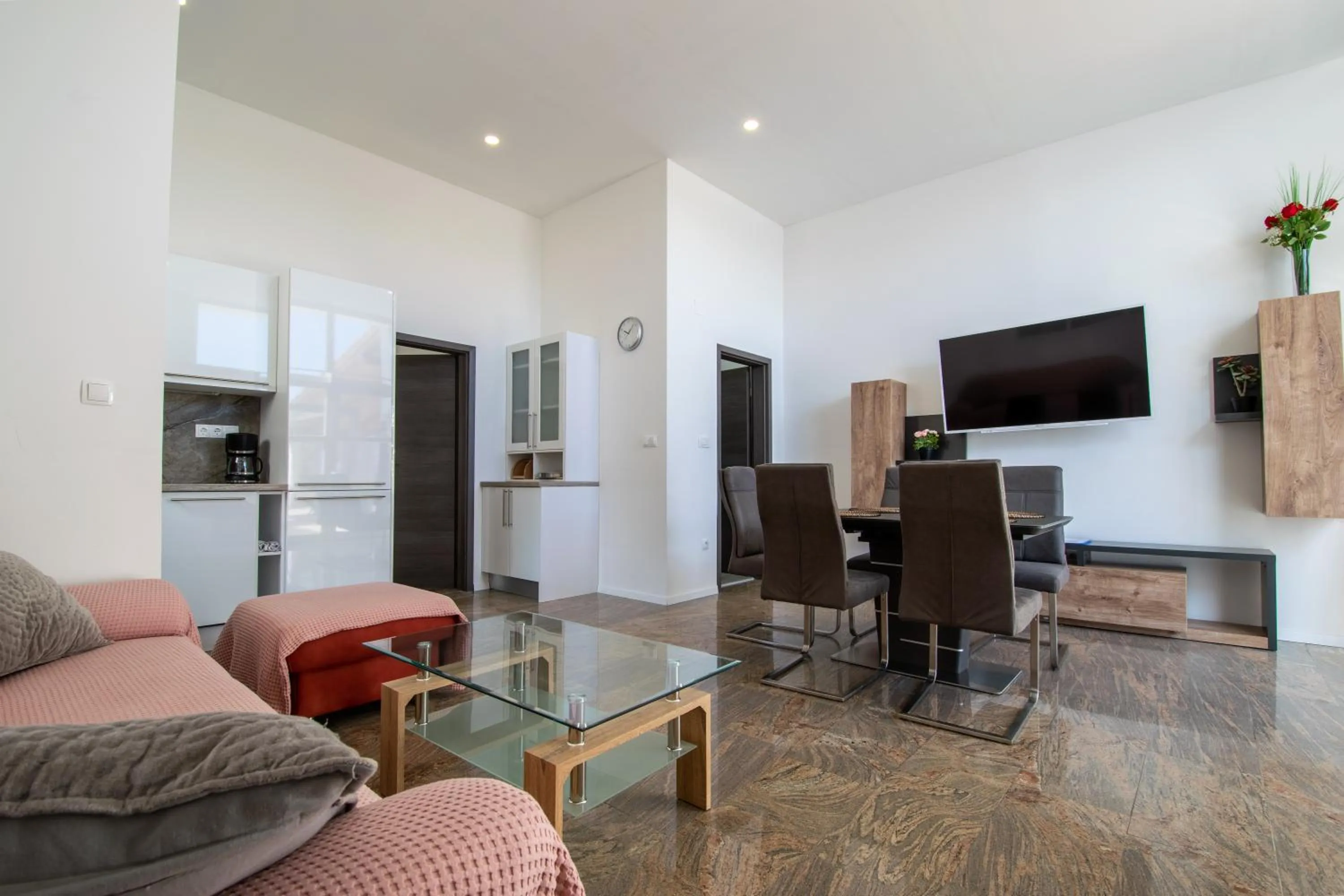 TV and multimedia in Apartments Lantina