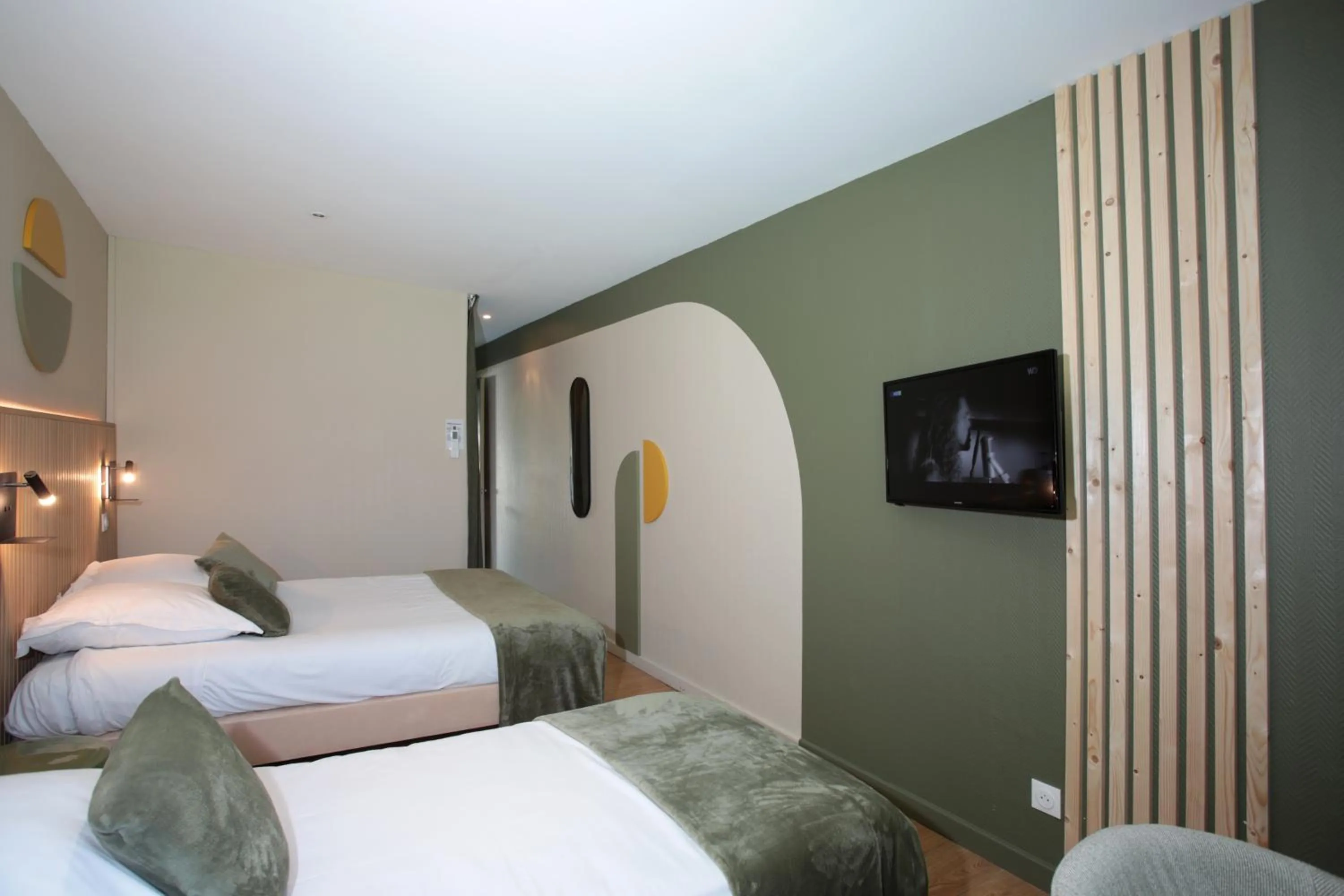 Bed in Château De La Motte Fenelon