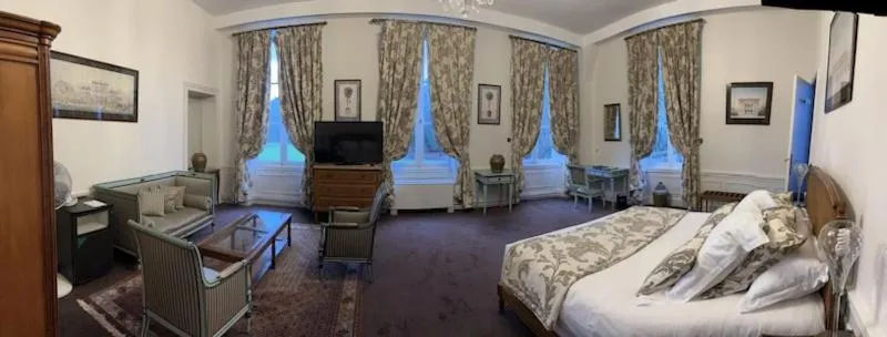 Bed in Château De La Motte Fenelon