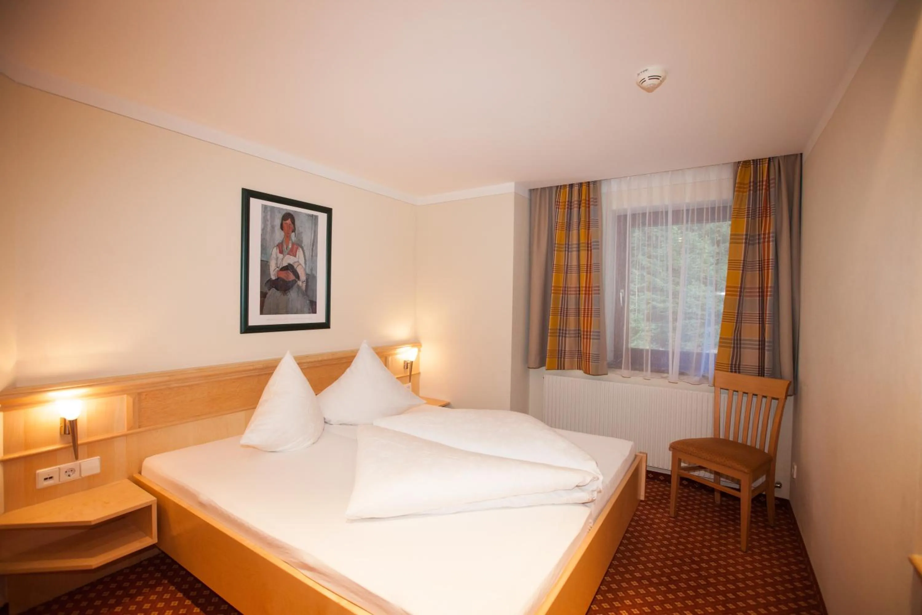 Photo of the whole room, Bed in Piz Arina