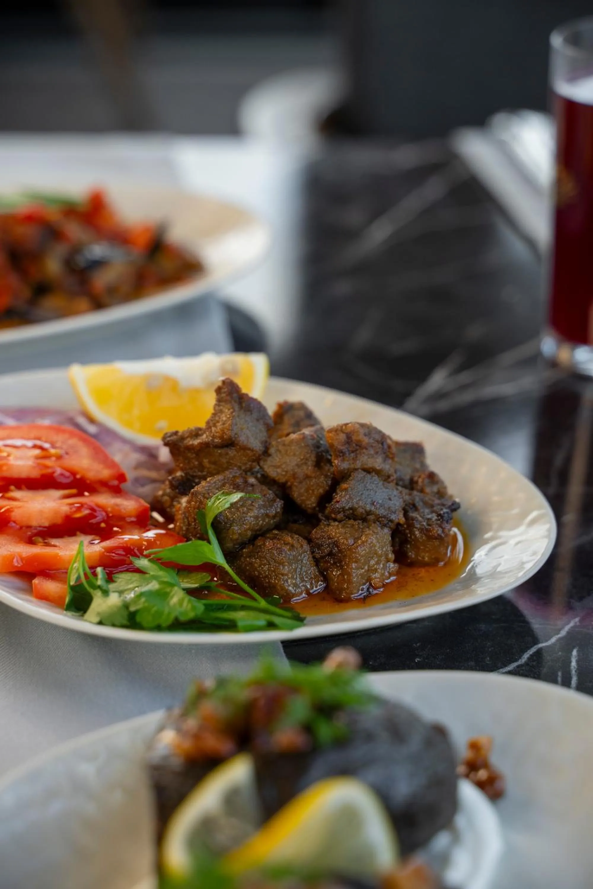 Restaurant/places to eat in Leman Otel