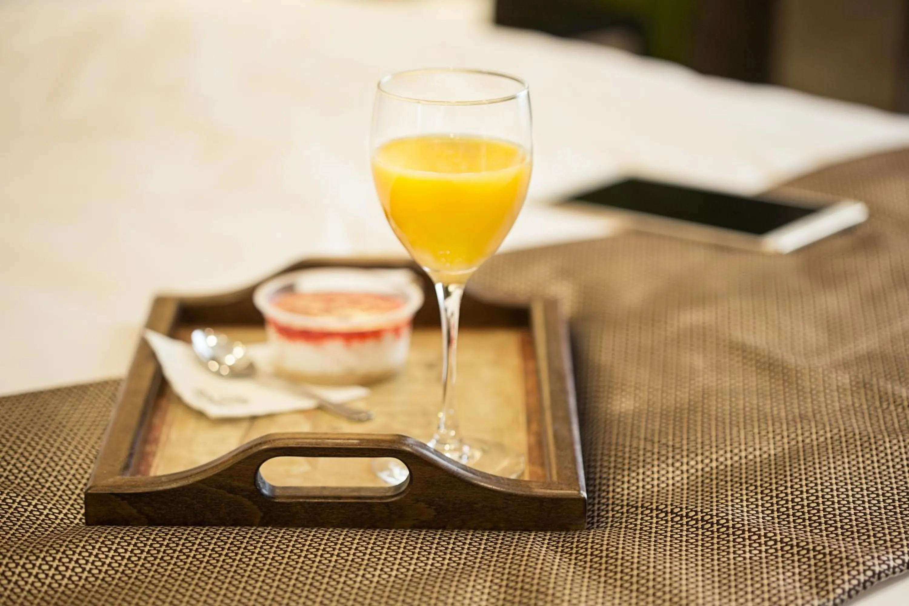 Food and drinks in Dominic Smart & Luxury Suites - Republic Square