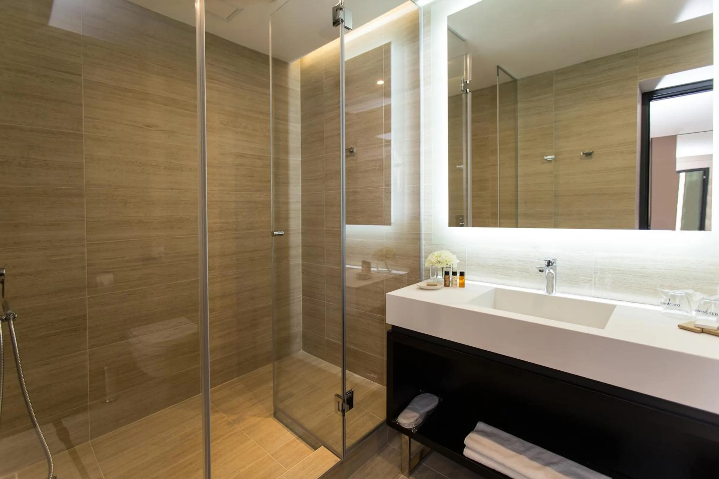 Shower in Dominic Smart & Luxury Suites - Republic Square