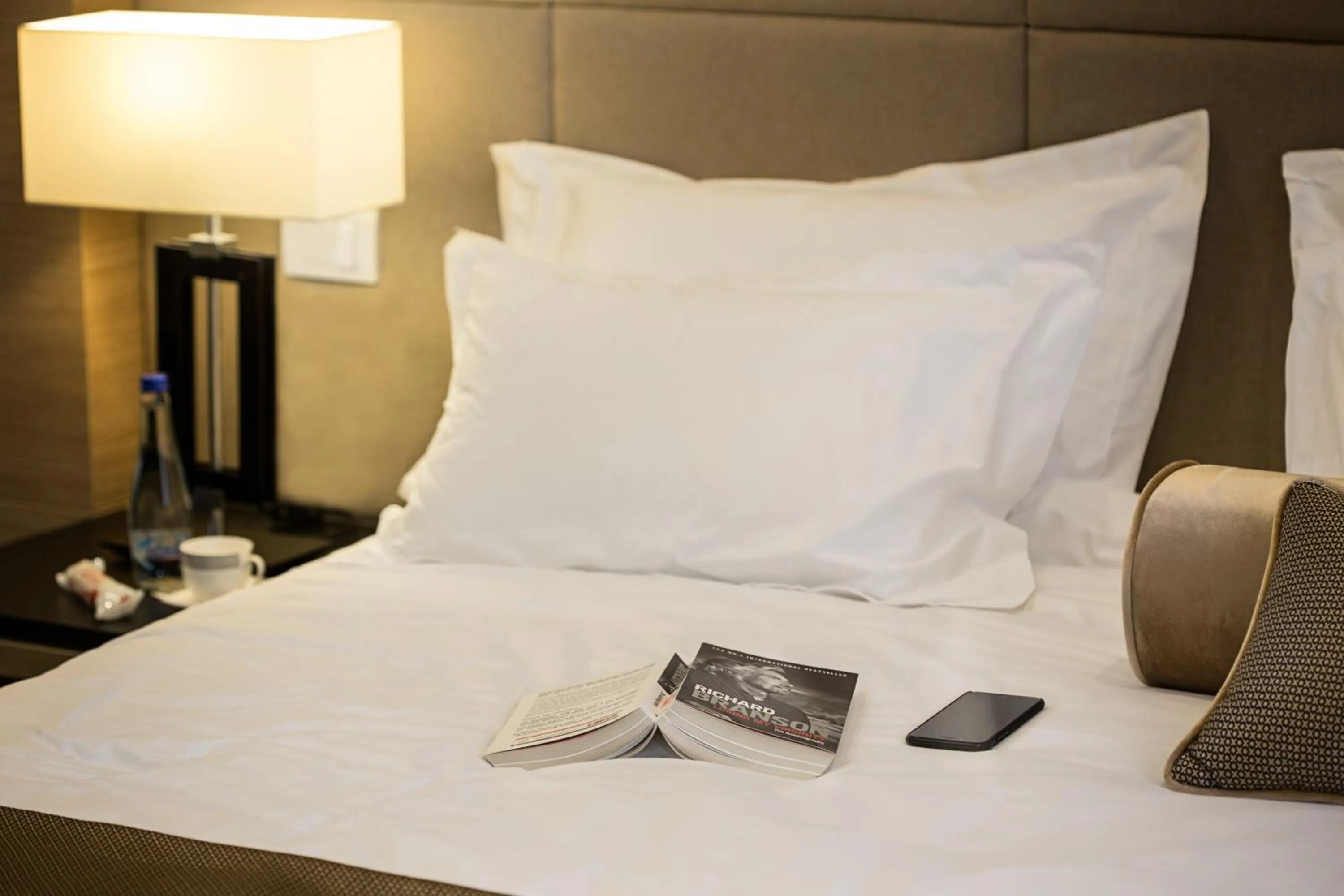 Decorative detail, Bed in Dominic Smart & Luxury Suites - Republic Square