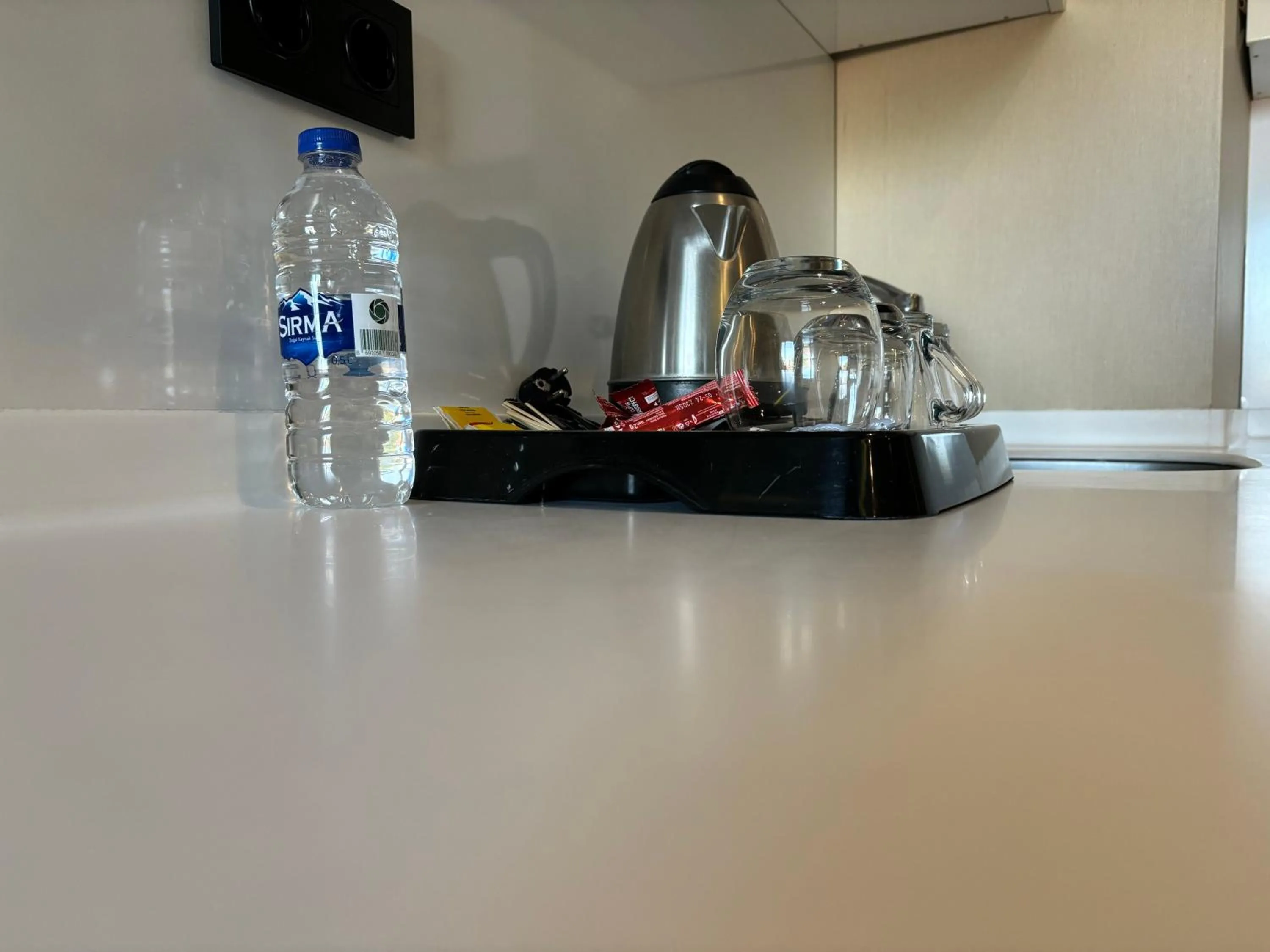 Coffee/tea facilities in Aldino Residence