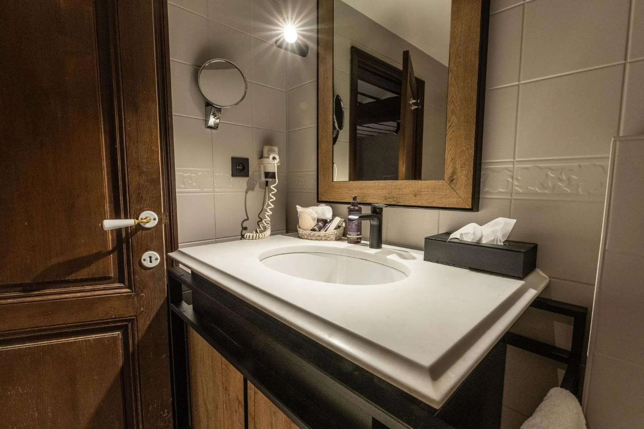 Bathroom in Hotel LEA - Maison Caerdinael