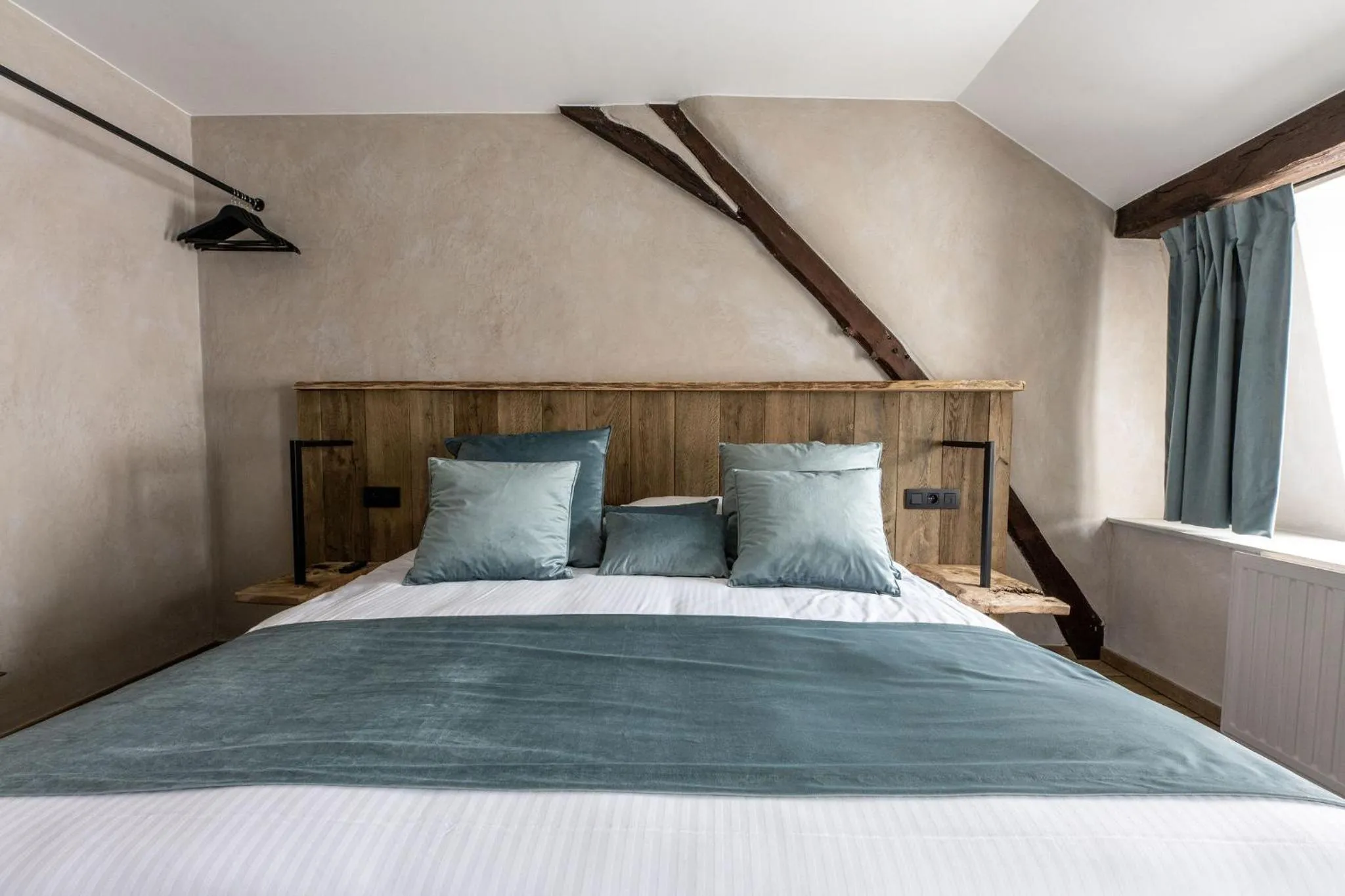 Bed in Hotel LEA - Maison Caerdinael