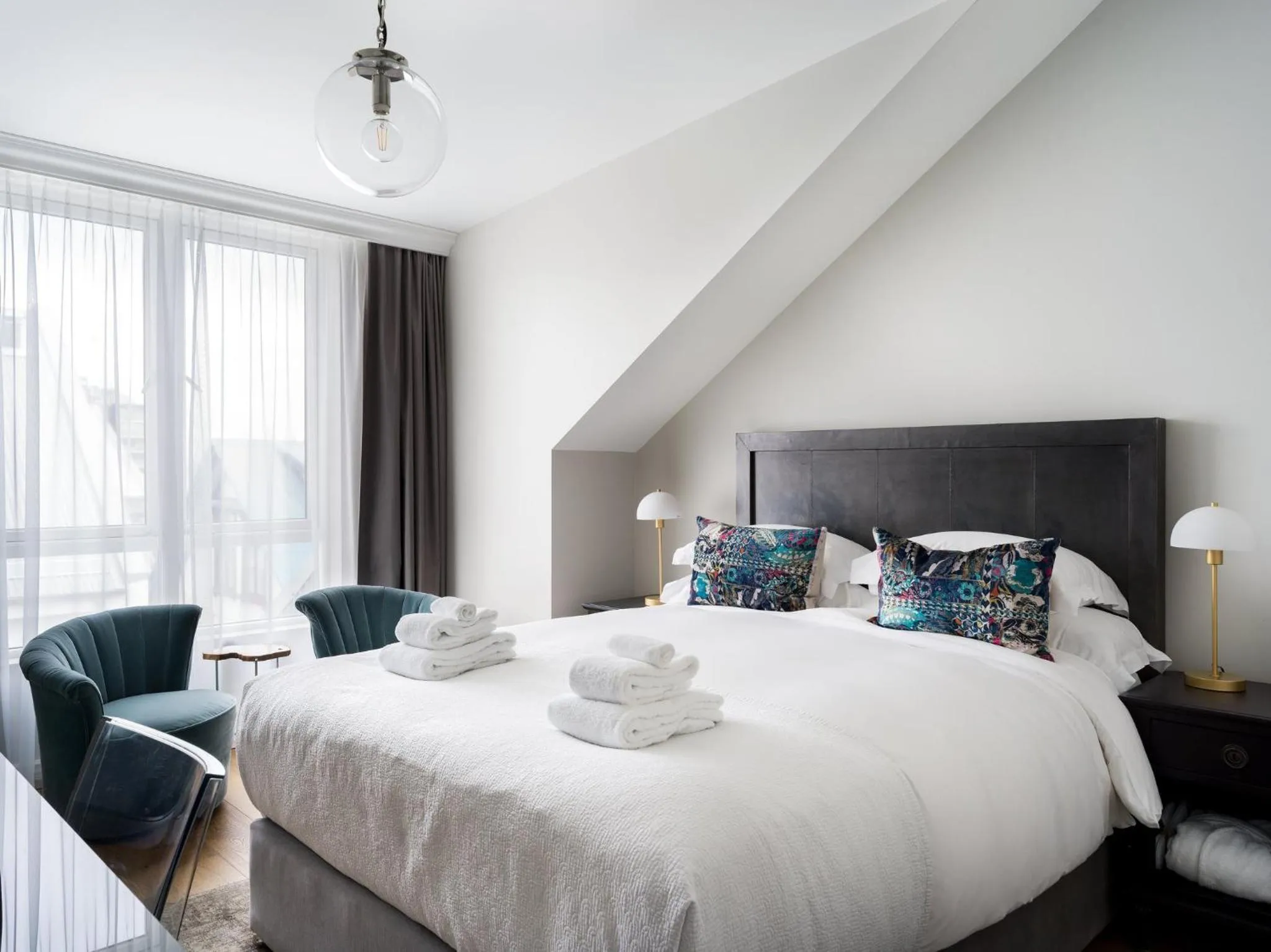 Bedroom, Bed in Sand Hotel by Keahotels