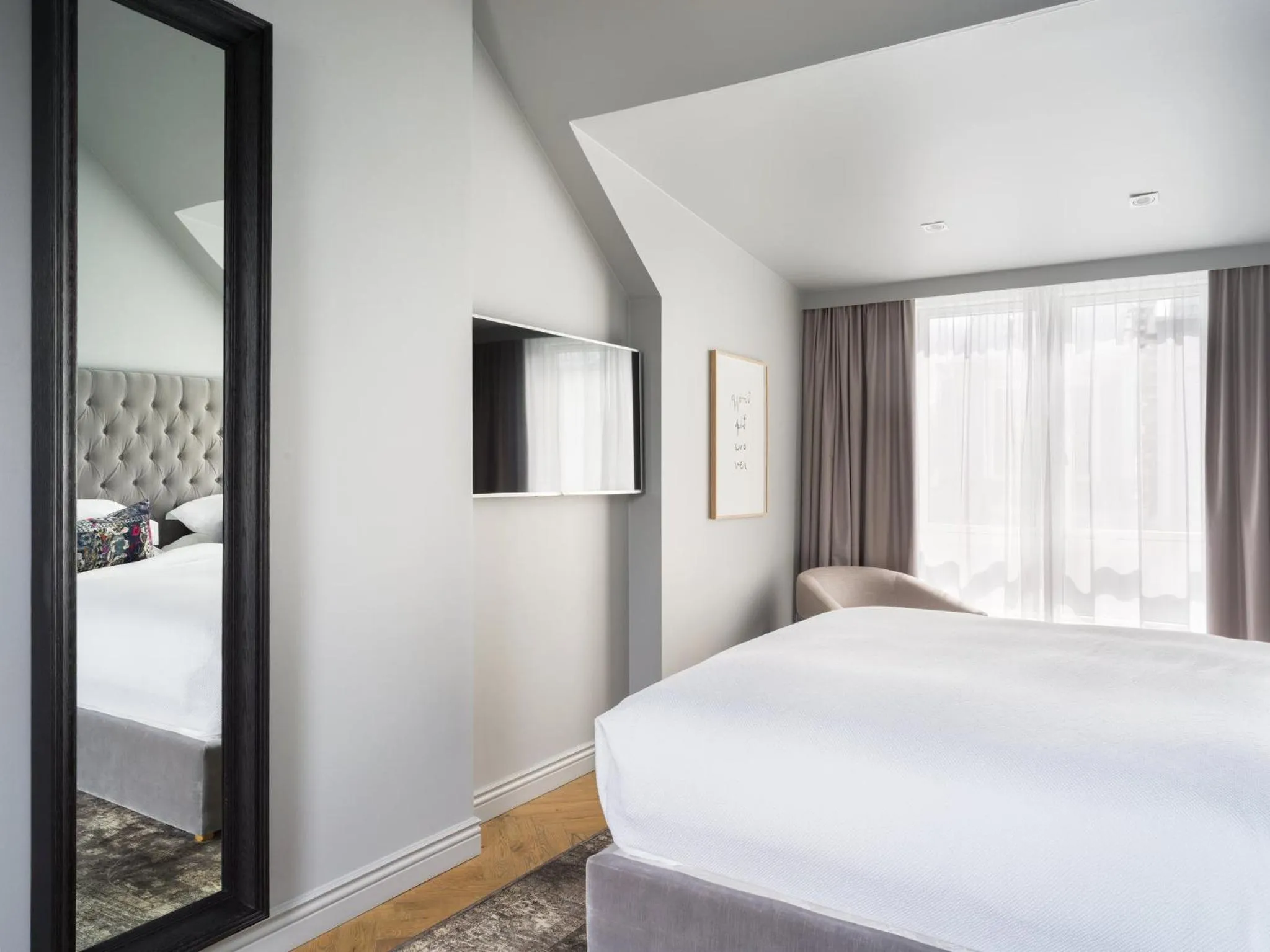 Bedroom, Bed in Sand Hotel by Keahotels