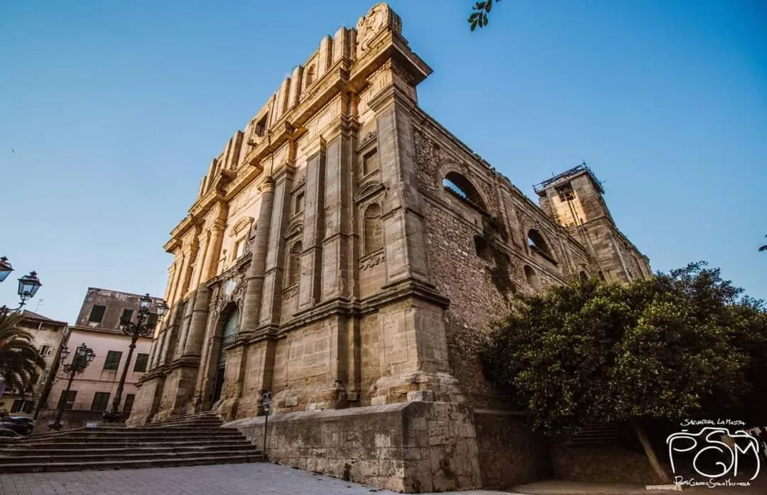 Landmark view in Alessi Suites & Studio