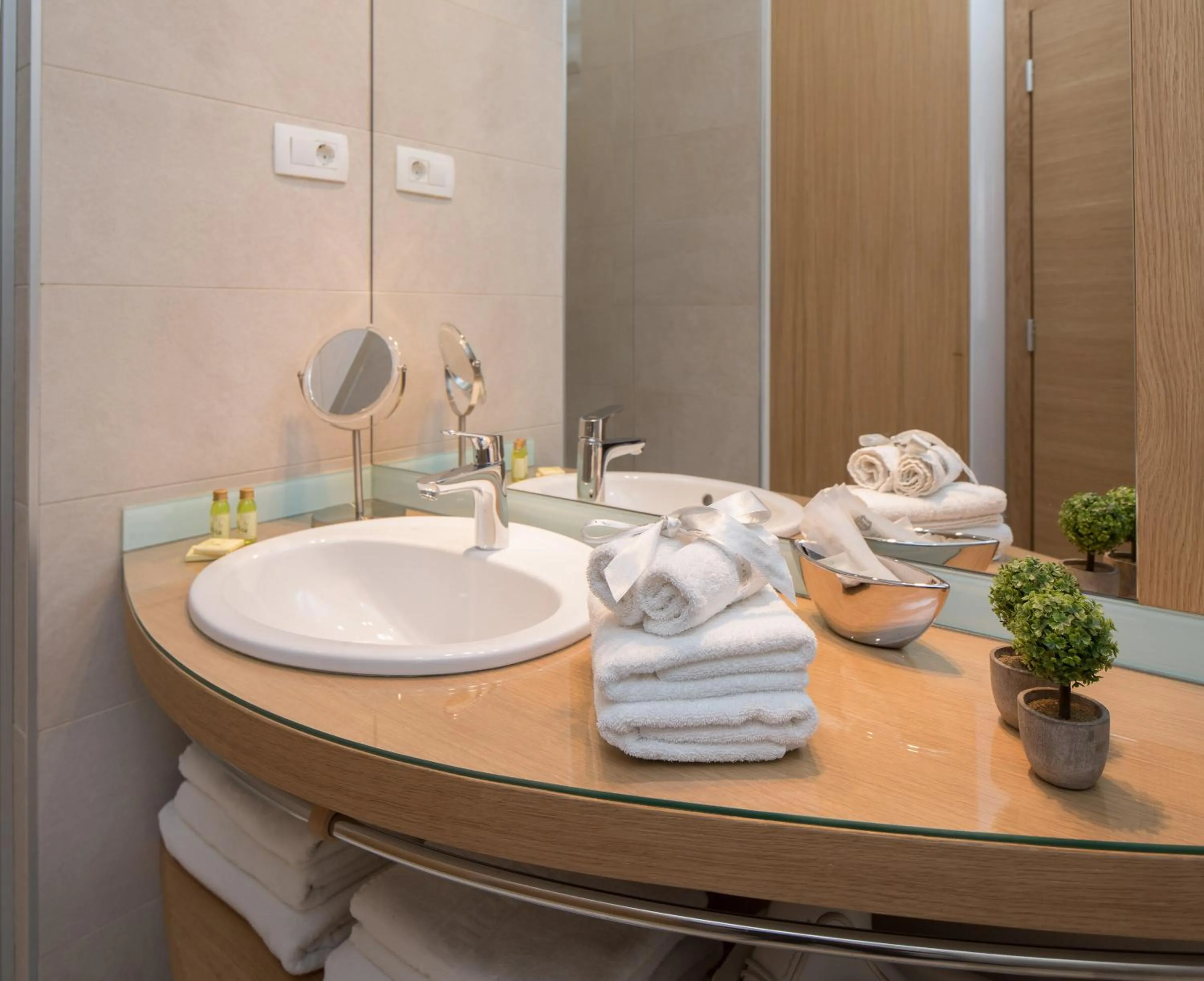 Bathroom in VIP Rooms