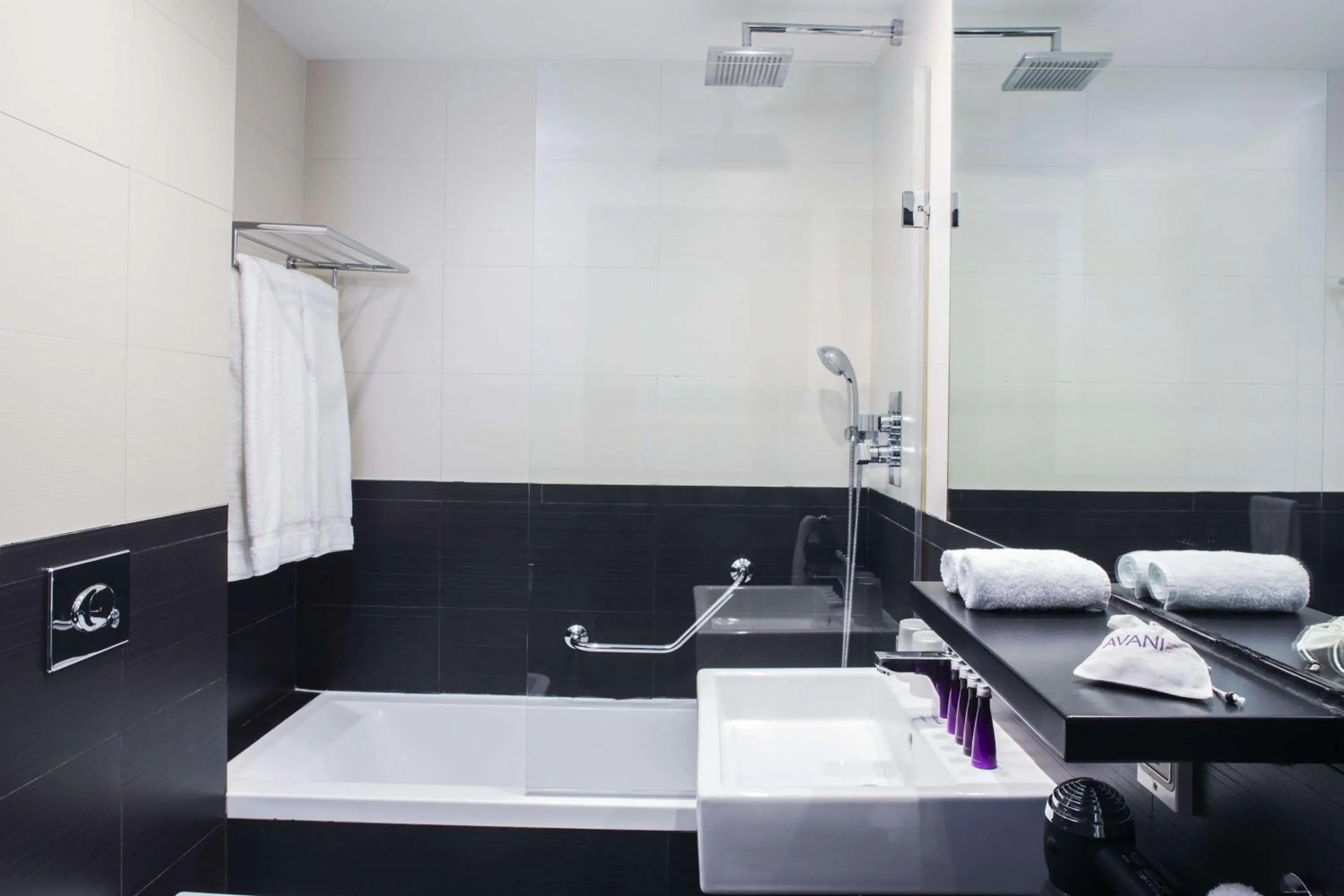 Bathroom in Avani Avenida Liberdade Lisbon Hotel