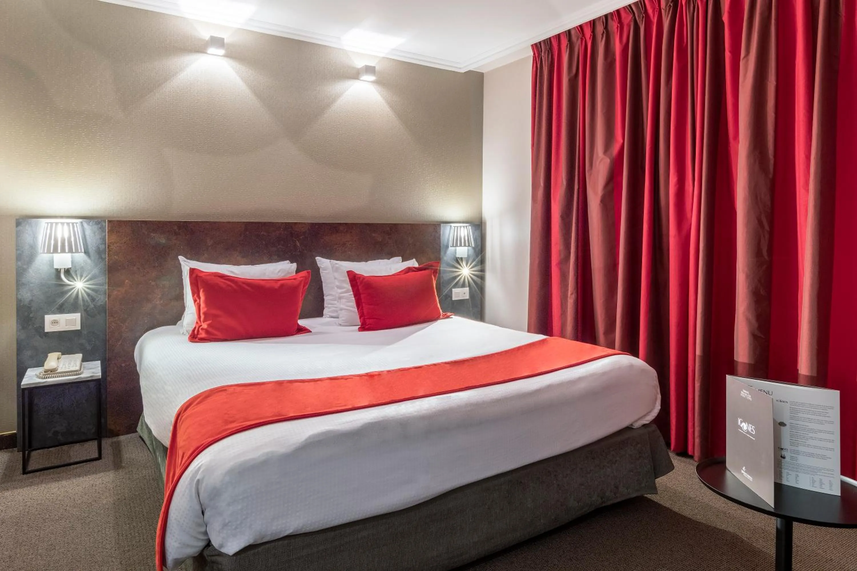 Photo of the whole room, Bed in Martin's Brussels EU