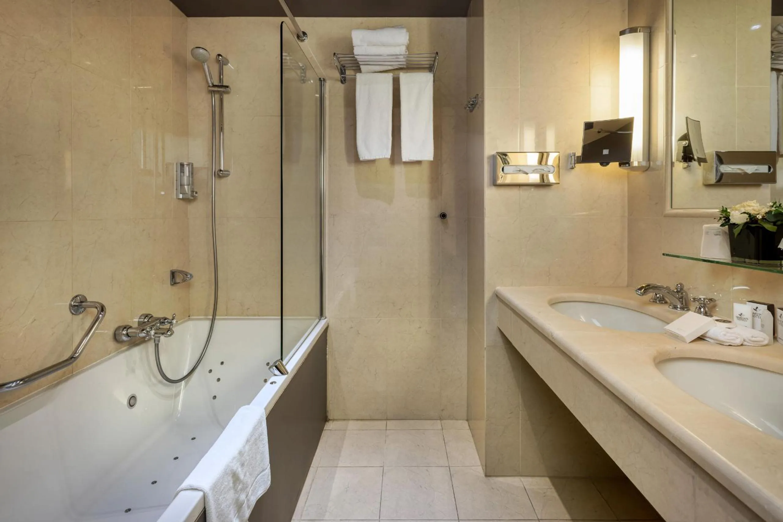 Bathroom in Martin's Brussels EU