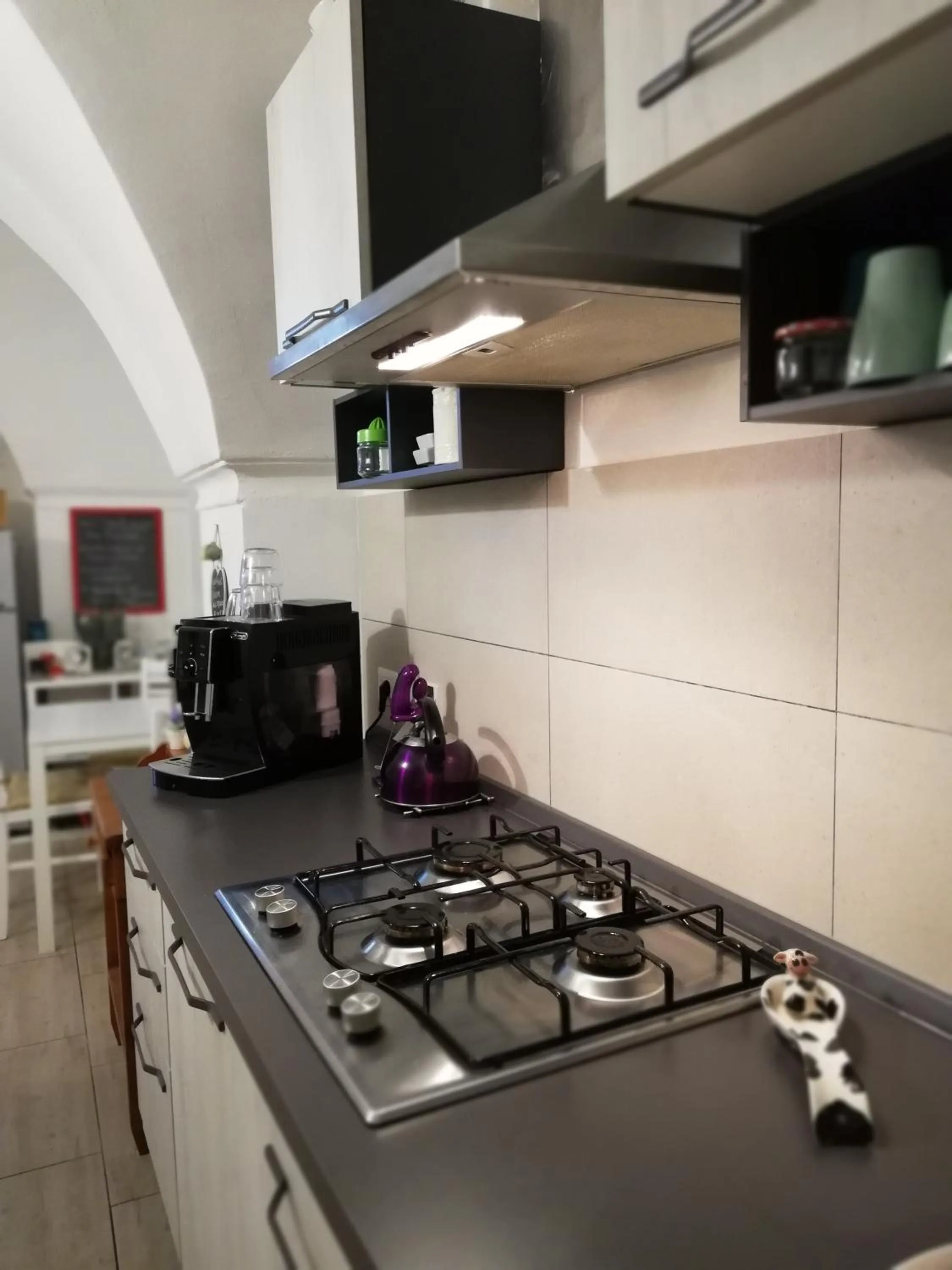 Communal kitchen in B & B Eliana