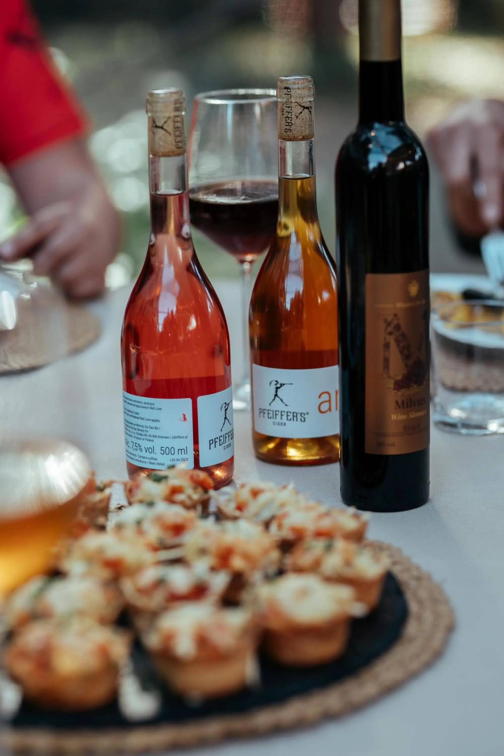 Food and drinks in Rezydencja na Wzgórzu w zielonym sercu Łodzi przy Parku Krajobrazowym Ruda Wiilowa