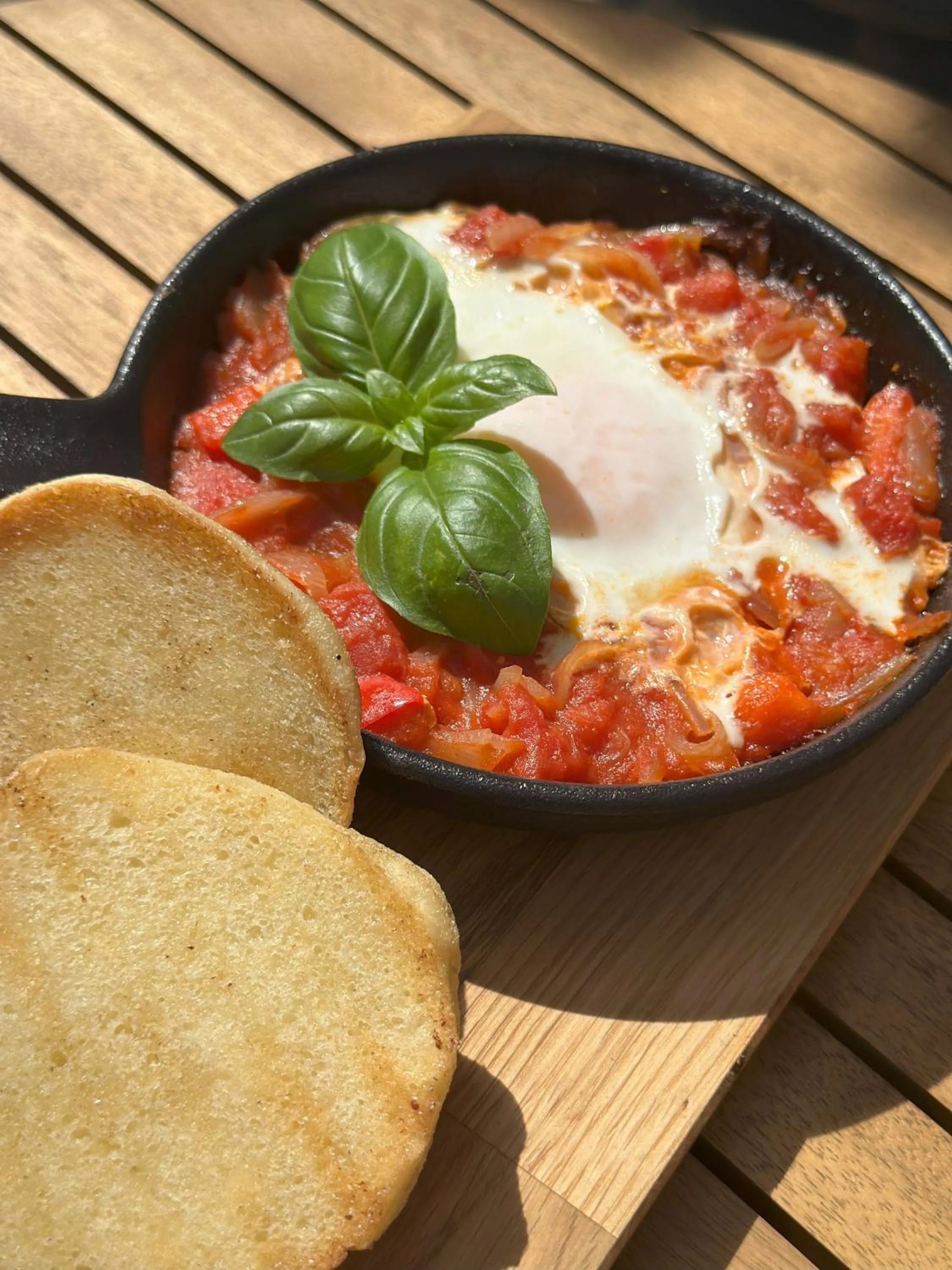 Breakfast in Rezydencja na Wzgórzu w zielonym sercu Łodzi przy Parku Krajobrazowym Ruda Wiilowa